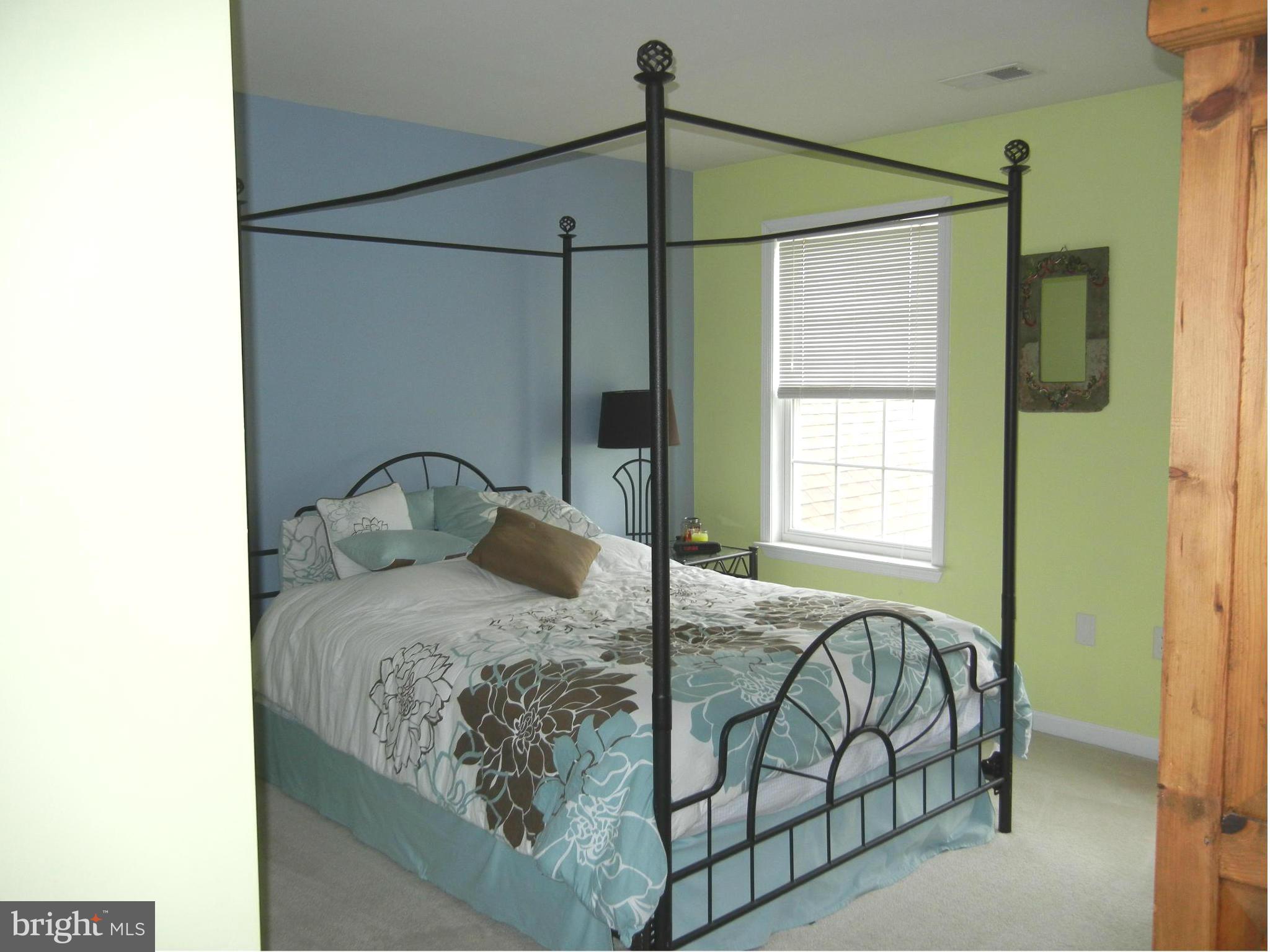 SPRUCE HILL ESTATES - Residential