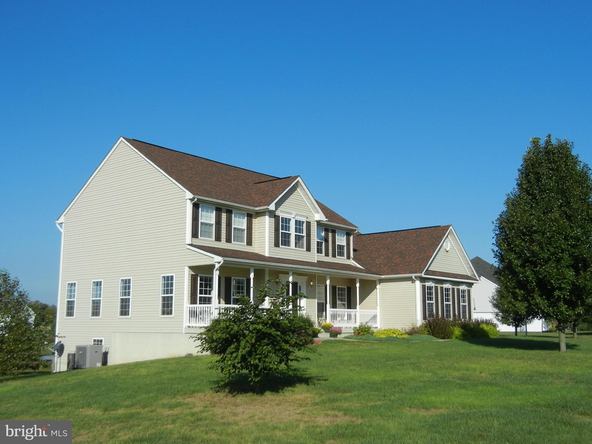 SPRUCE HILL ESTATES - Residential