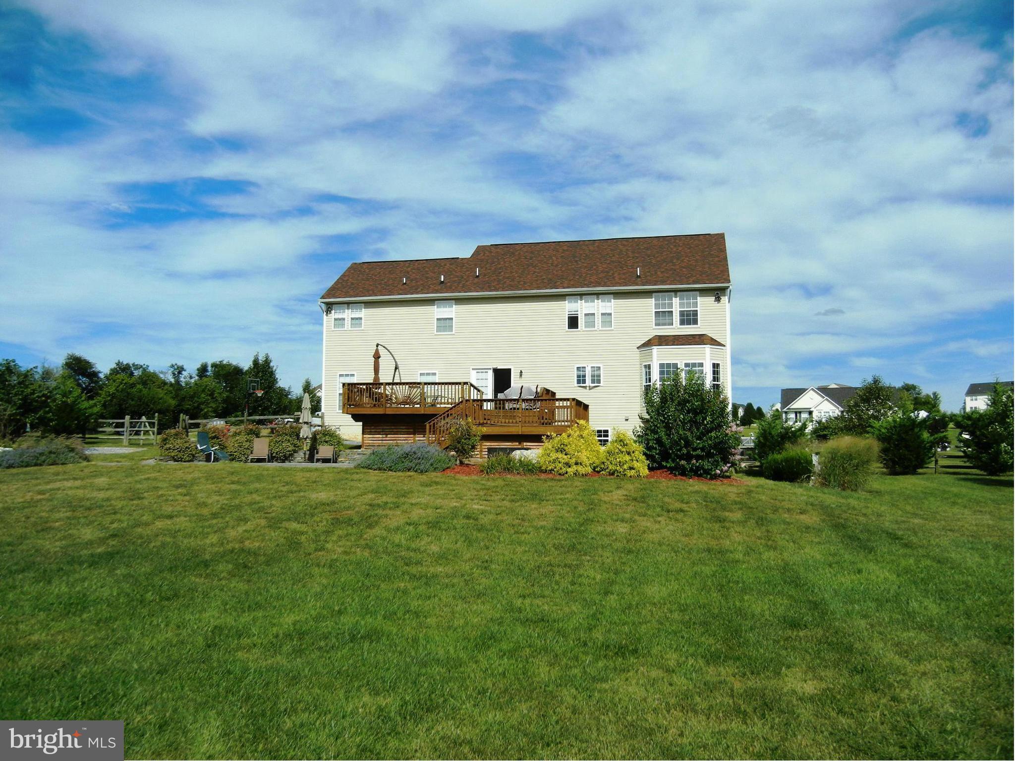 SPRUCE HILL ESTATES - Residential