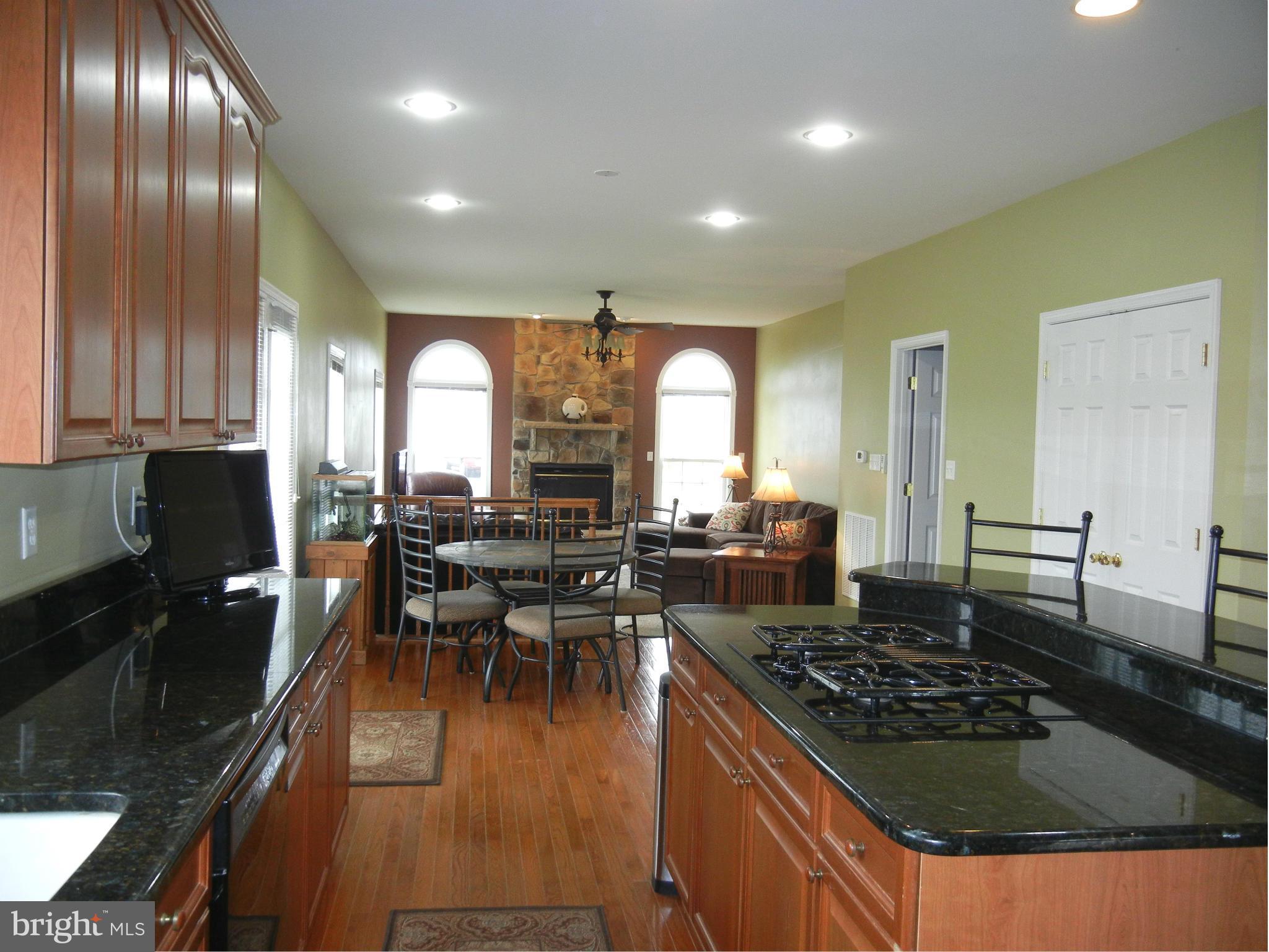 SPRUCE HILL ESTATES - Residential