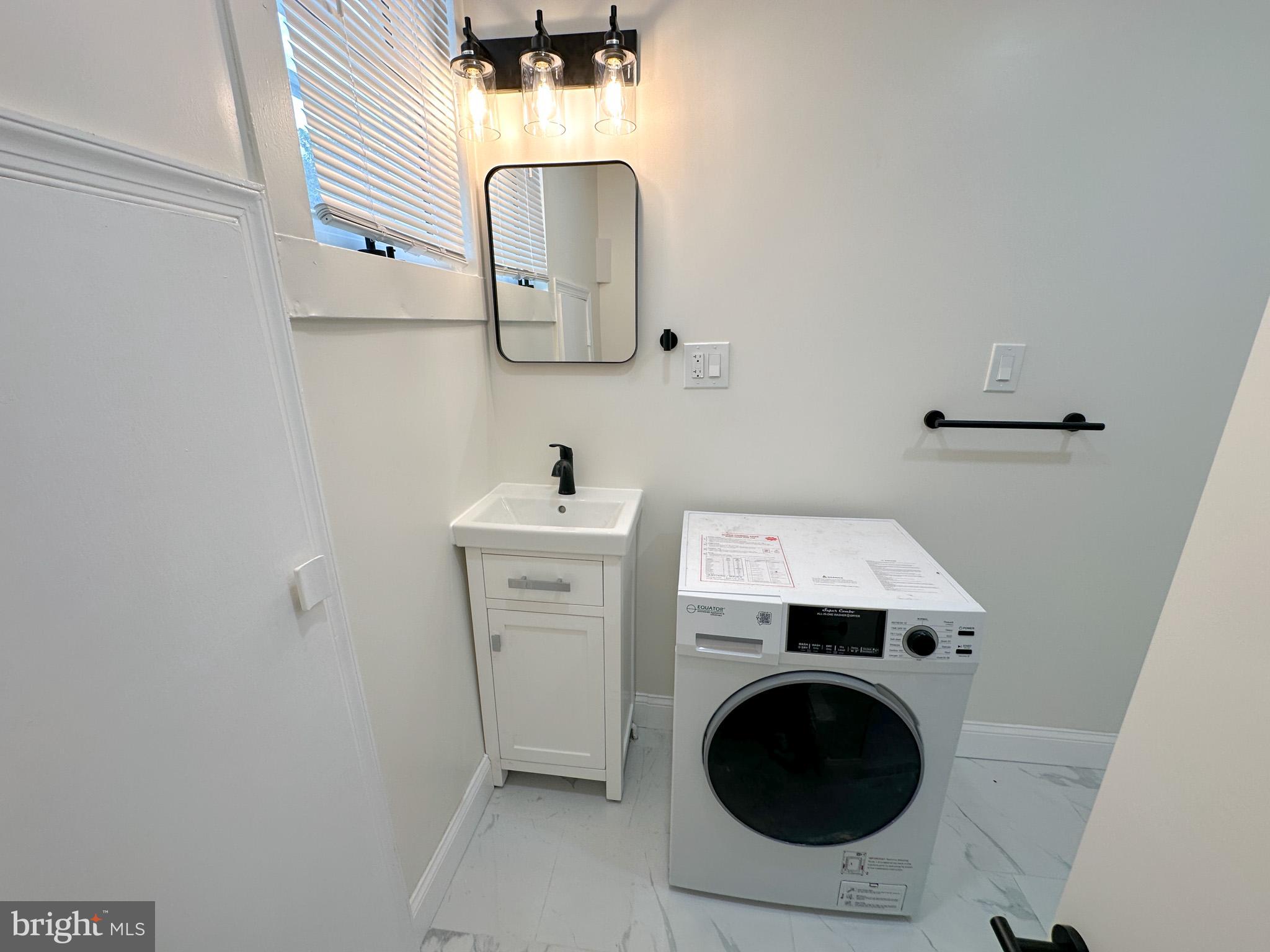 FRANKFORD - Residential Lease