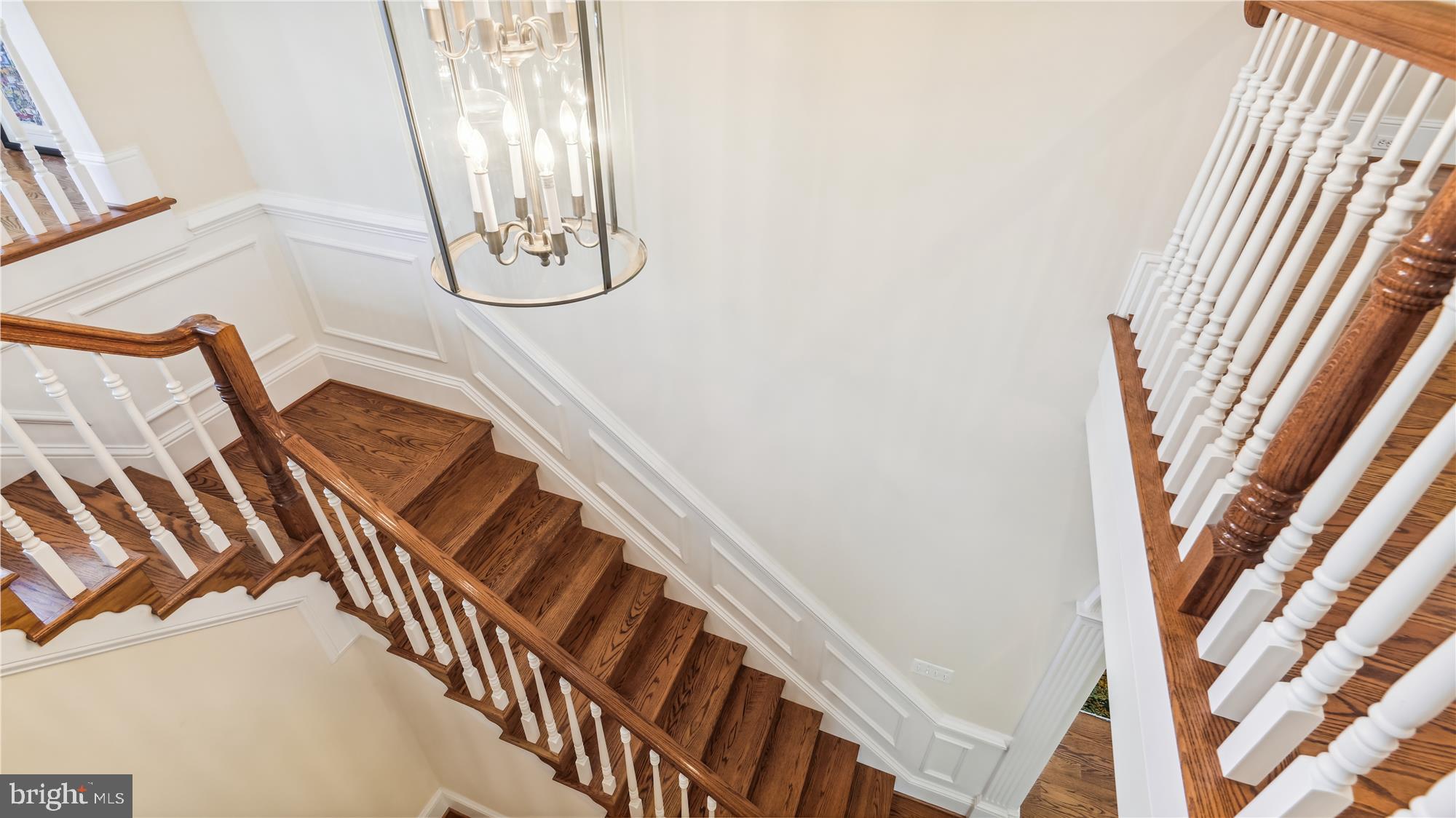 COUNTRY CLUB HILLS - Residential