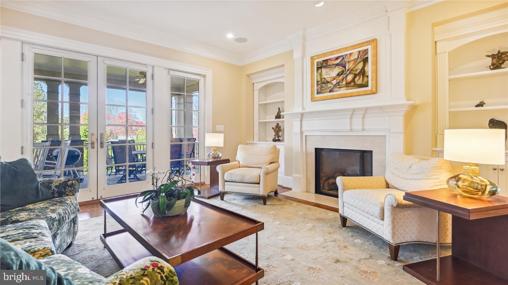 COUNTRY CLUB HILLS - Residential