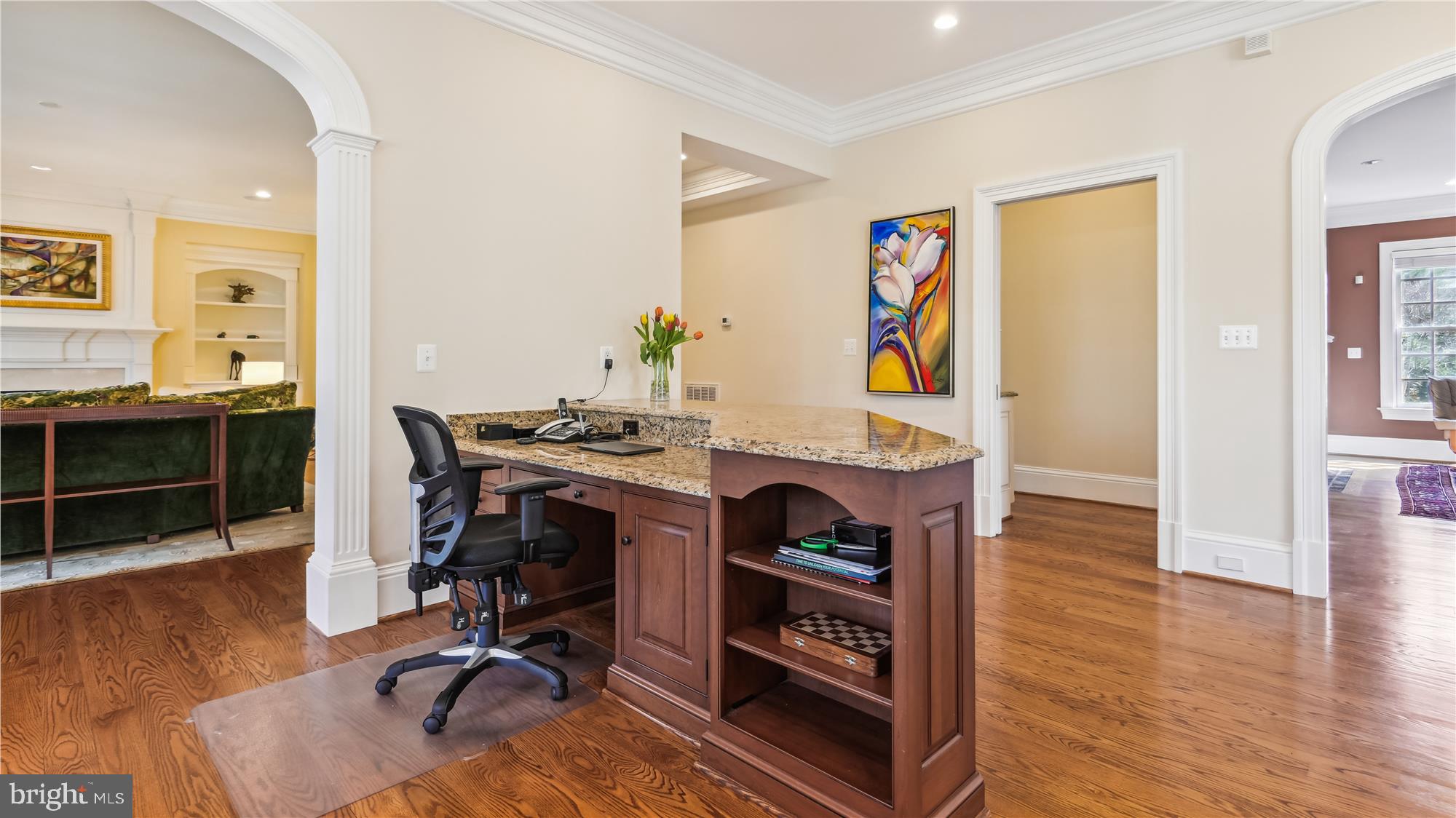 COUNTRY CLUB HILLS - Residential