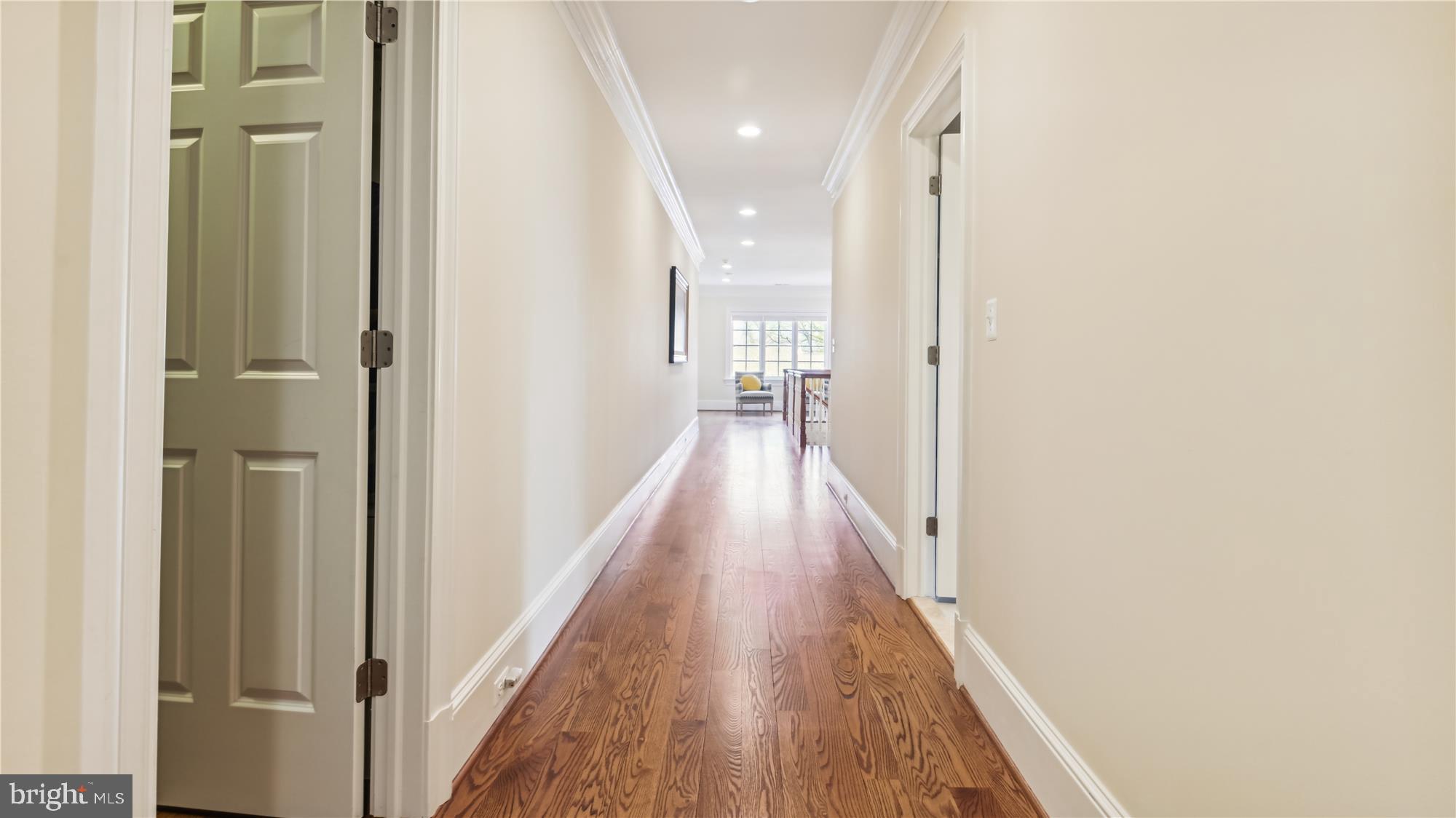 COUNTRY CLUB HILLS - Residential