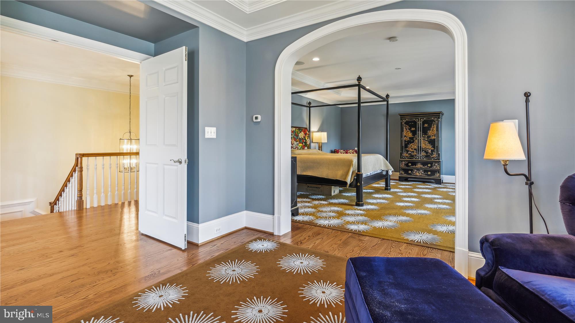 COUNTRY CLUB HILLS - Residential