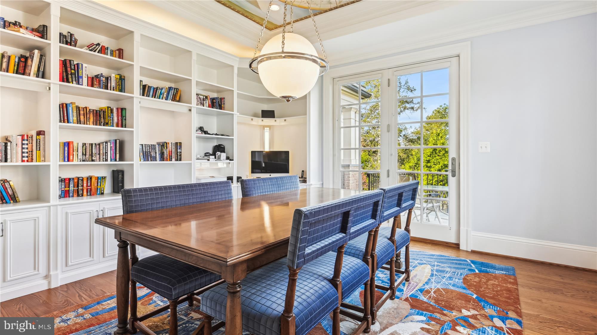 COUNTRY CLUB HILLS - Residential