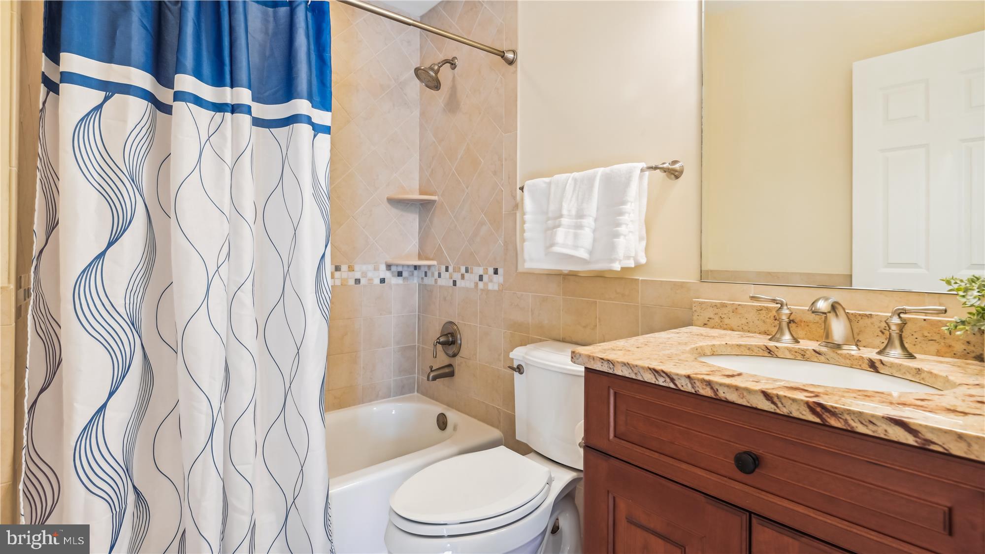 COUNTRY CLUB HILLS - Residential