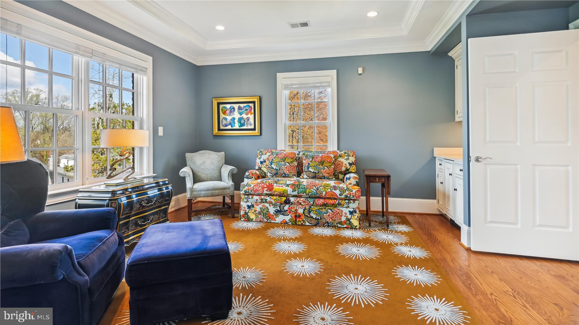 COUNTRY CLUB HILLS - Residential