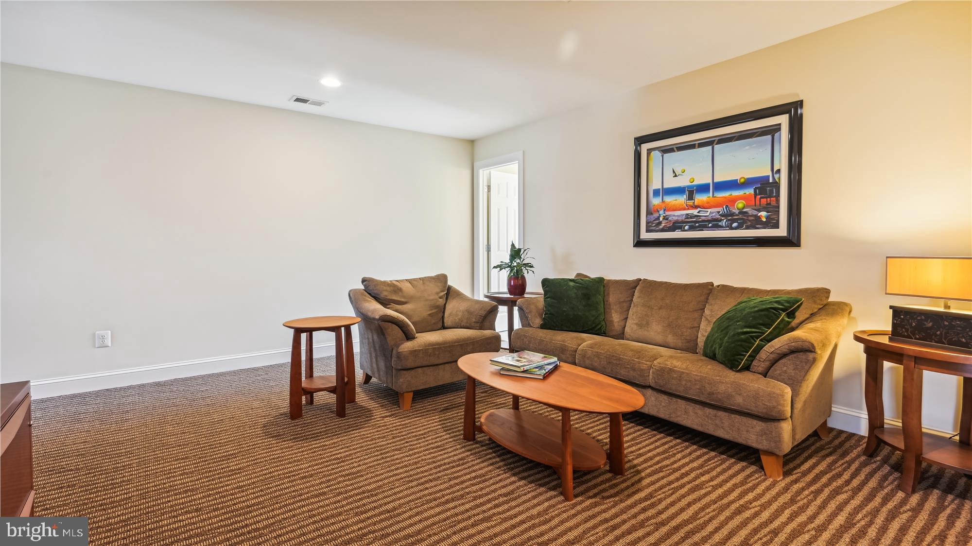 COUNTRY CLUB HILLS - Residential