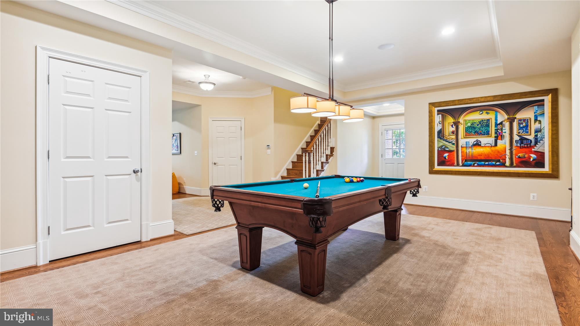 COUNTRY CLUB HILLS - Residential