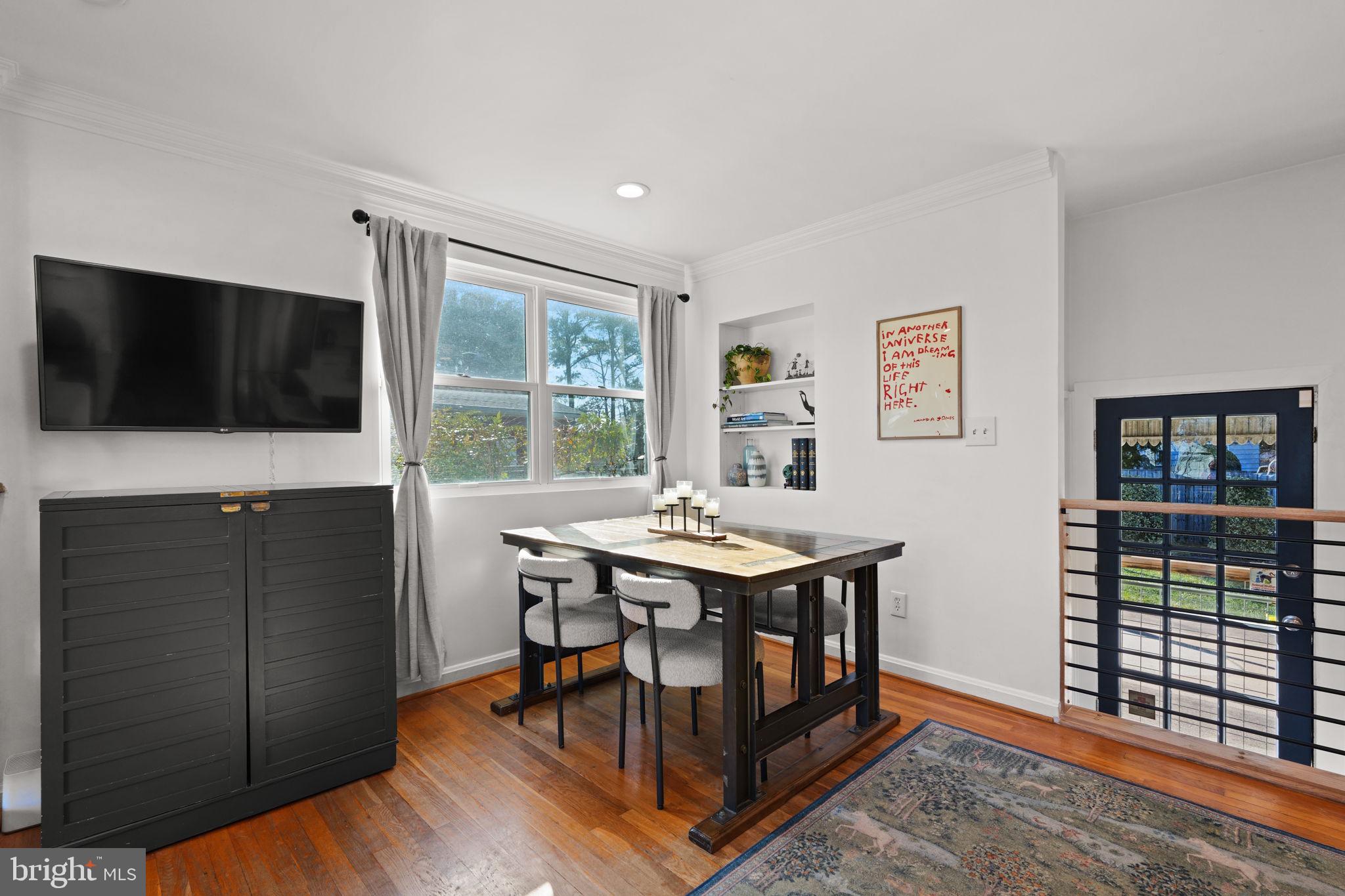 BRAD LEE HOMES - Residential