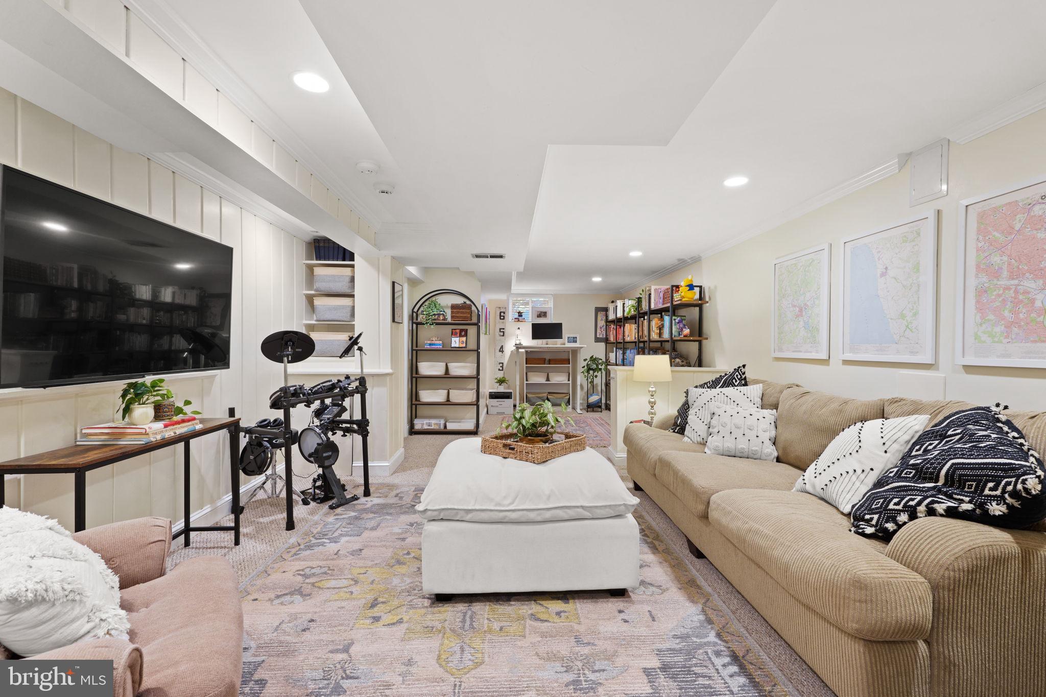 BRAD LEE HOMES - Residential