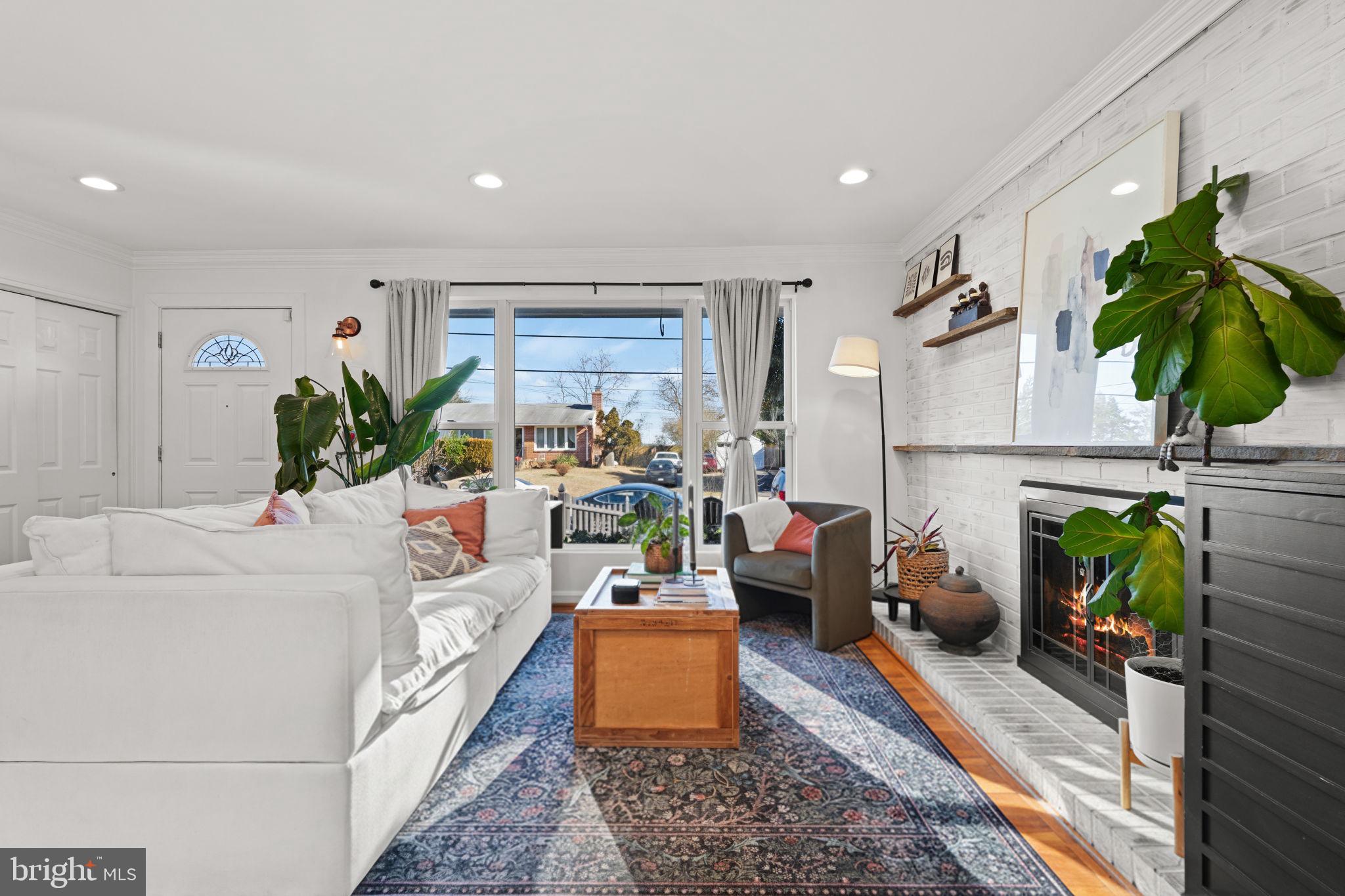 2114 N EARLEY STREET