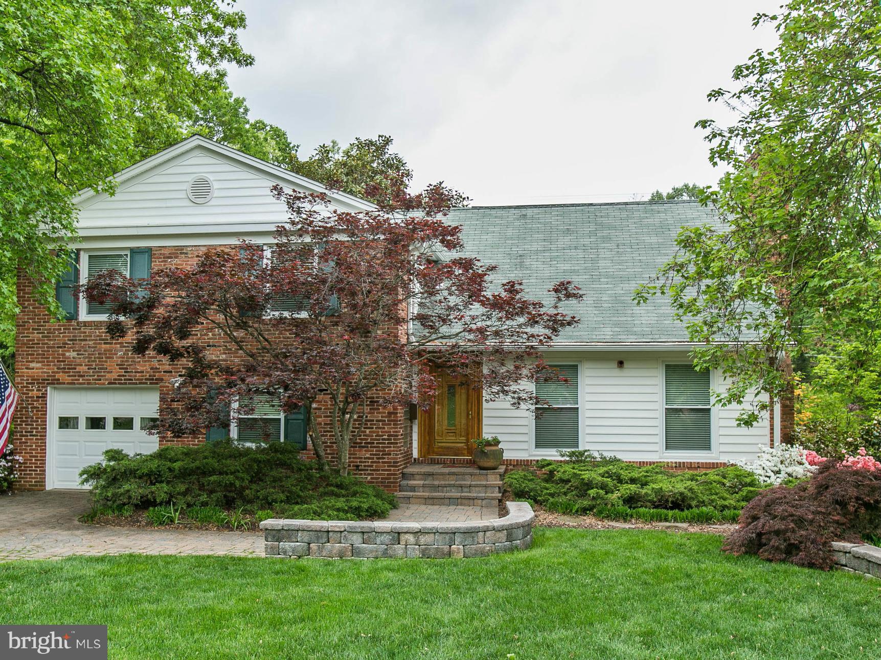 FALLS HILL - Residential