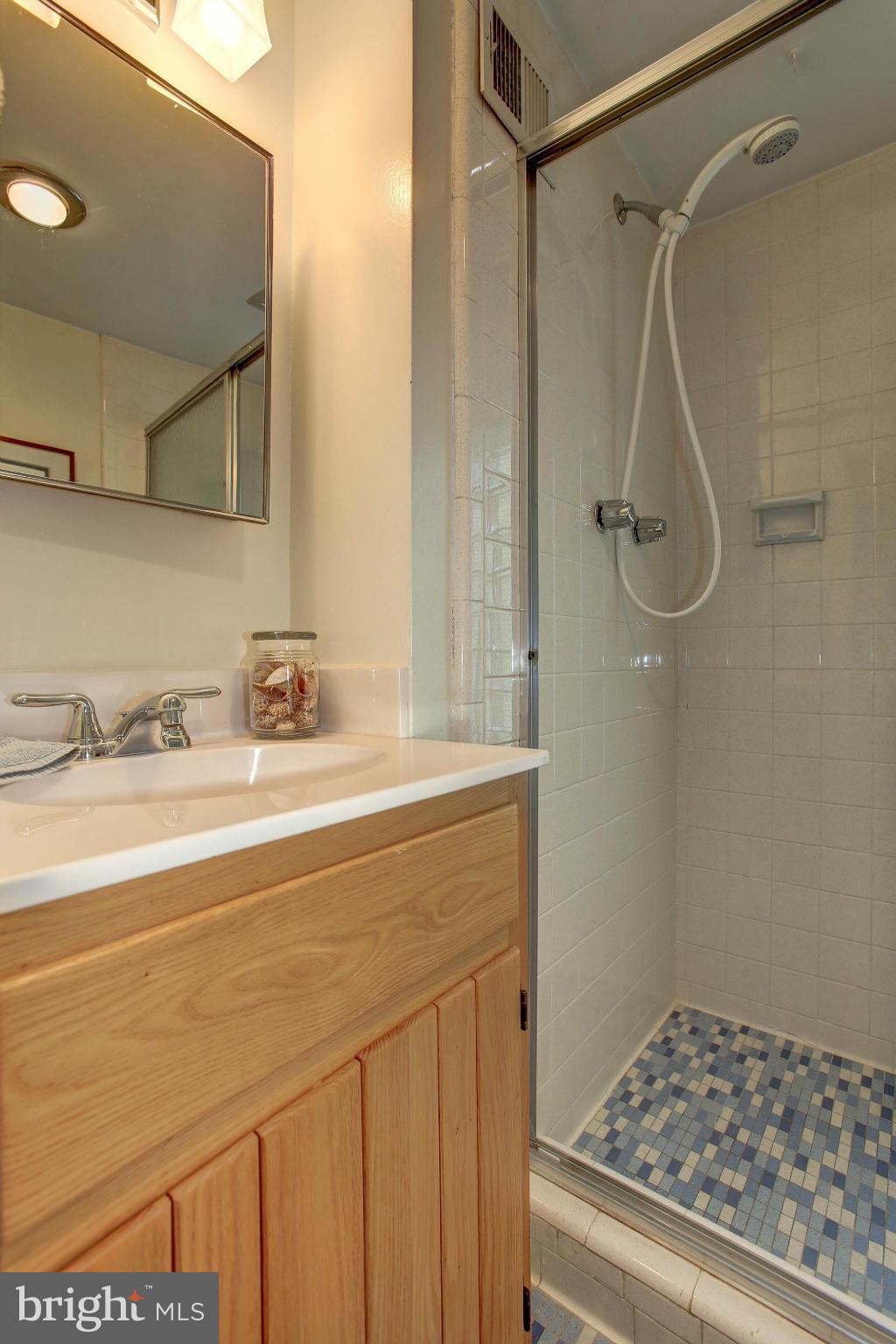 FALLS HILL - Residential