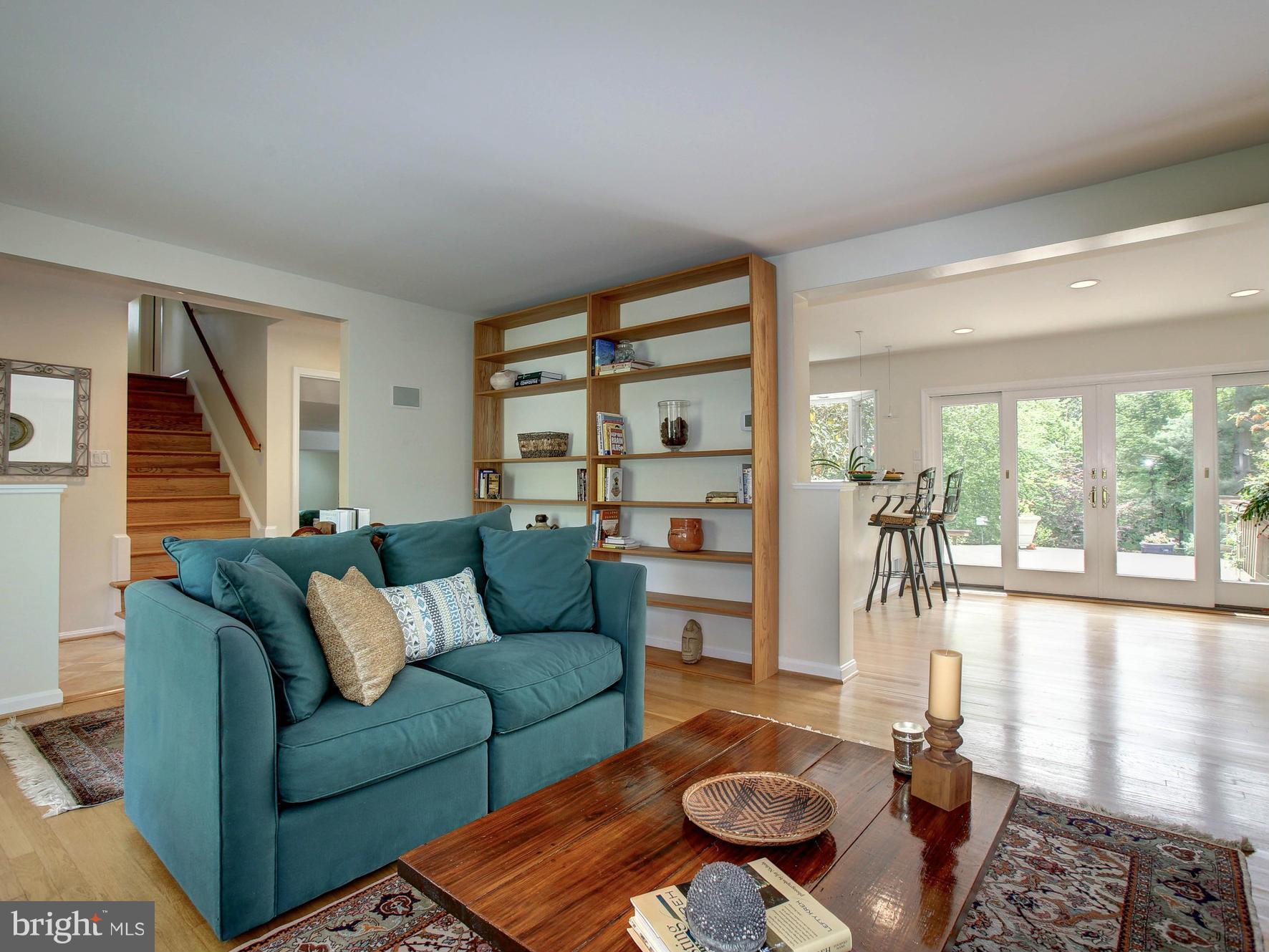 FALLS HILL - Residential