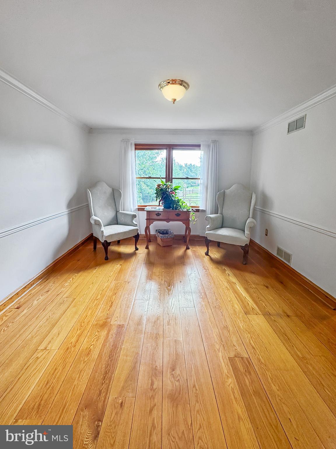 20 EAGLE COURT