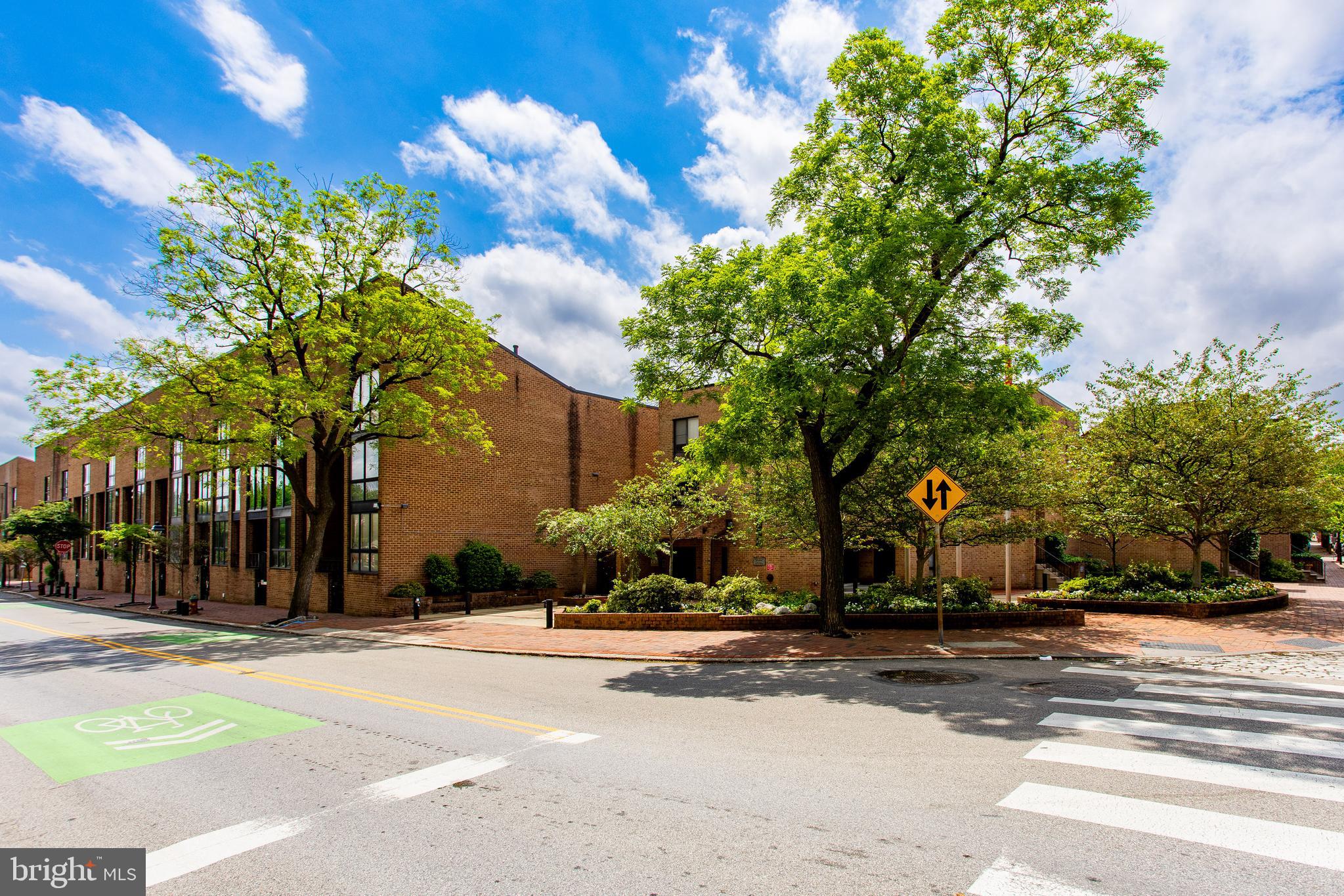 130 SPRUCE STREET 32A