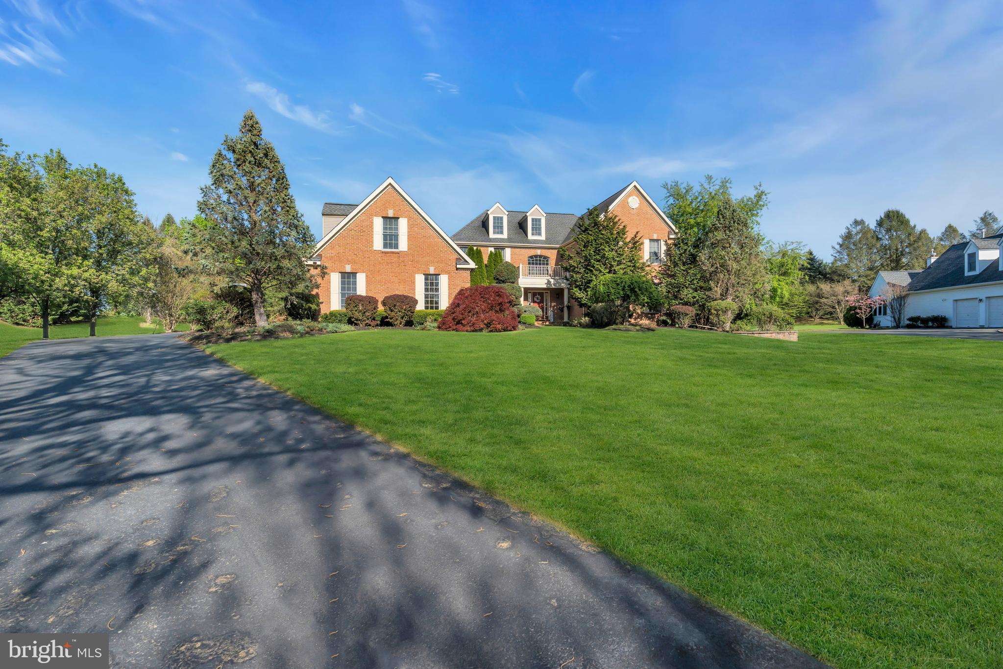 14 SPARROW DRIVE