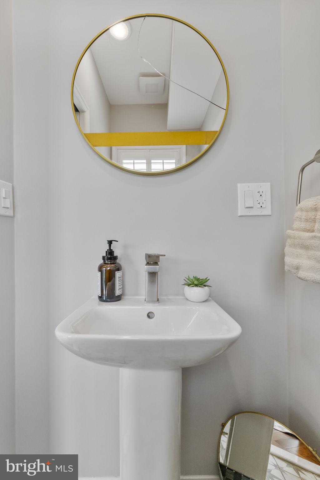 PETWORTH - Residential