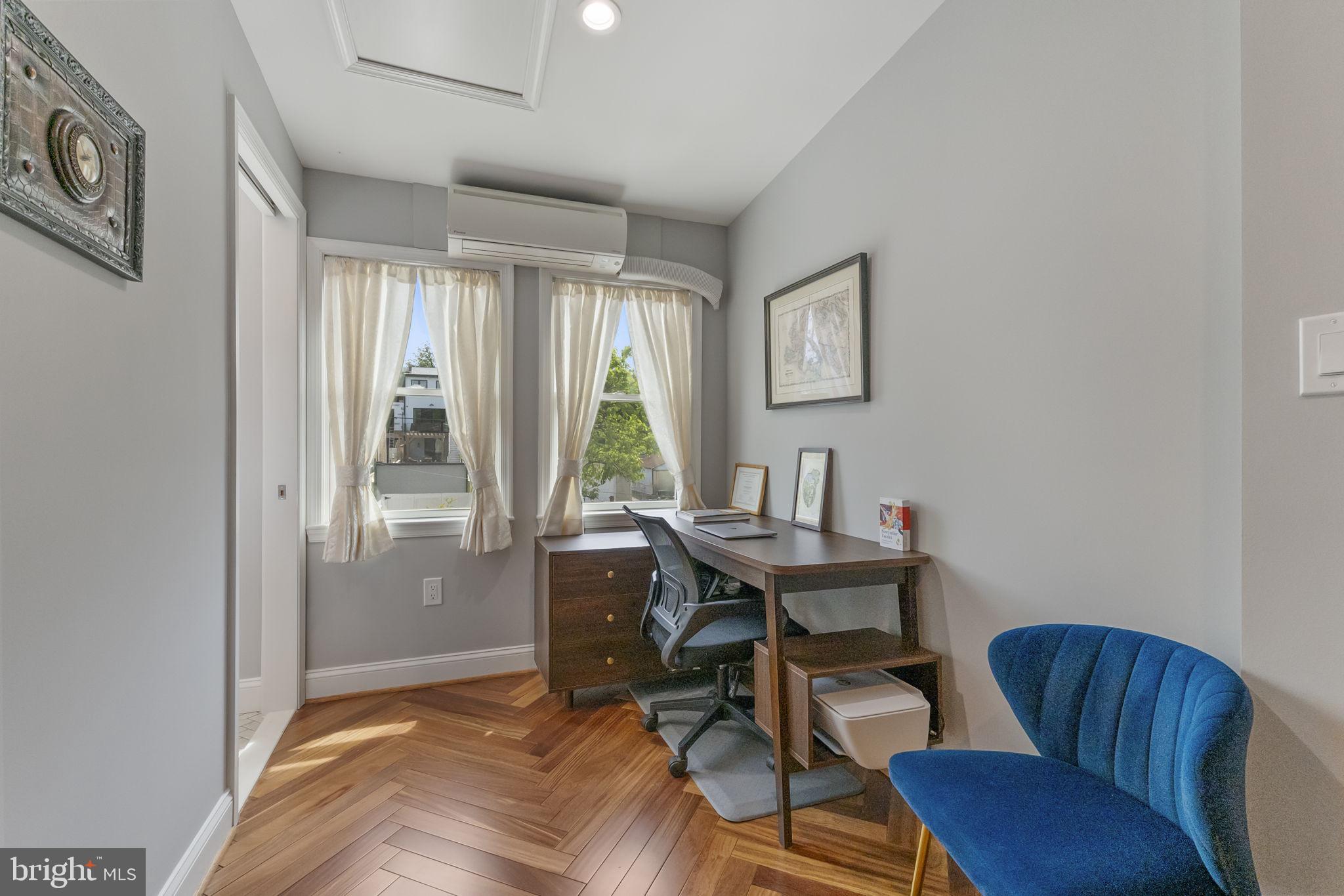 PETWORTH - Residential