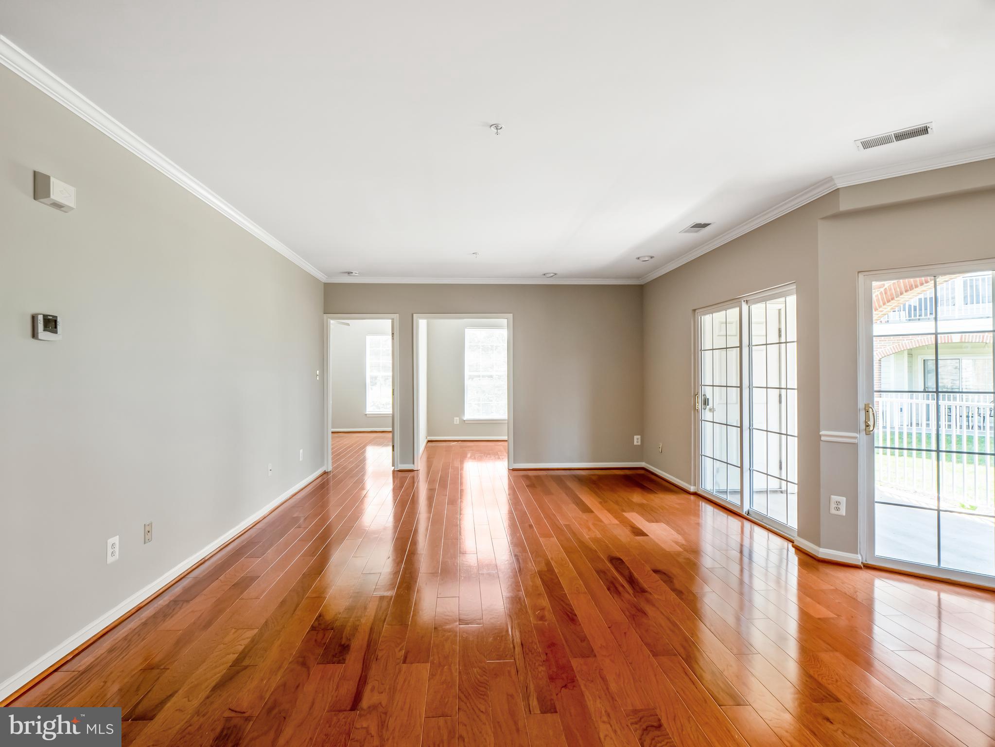 LAKESIDE AT SOUTH RIDING - Residential