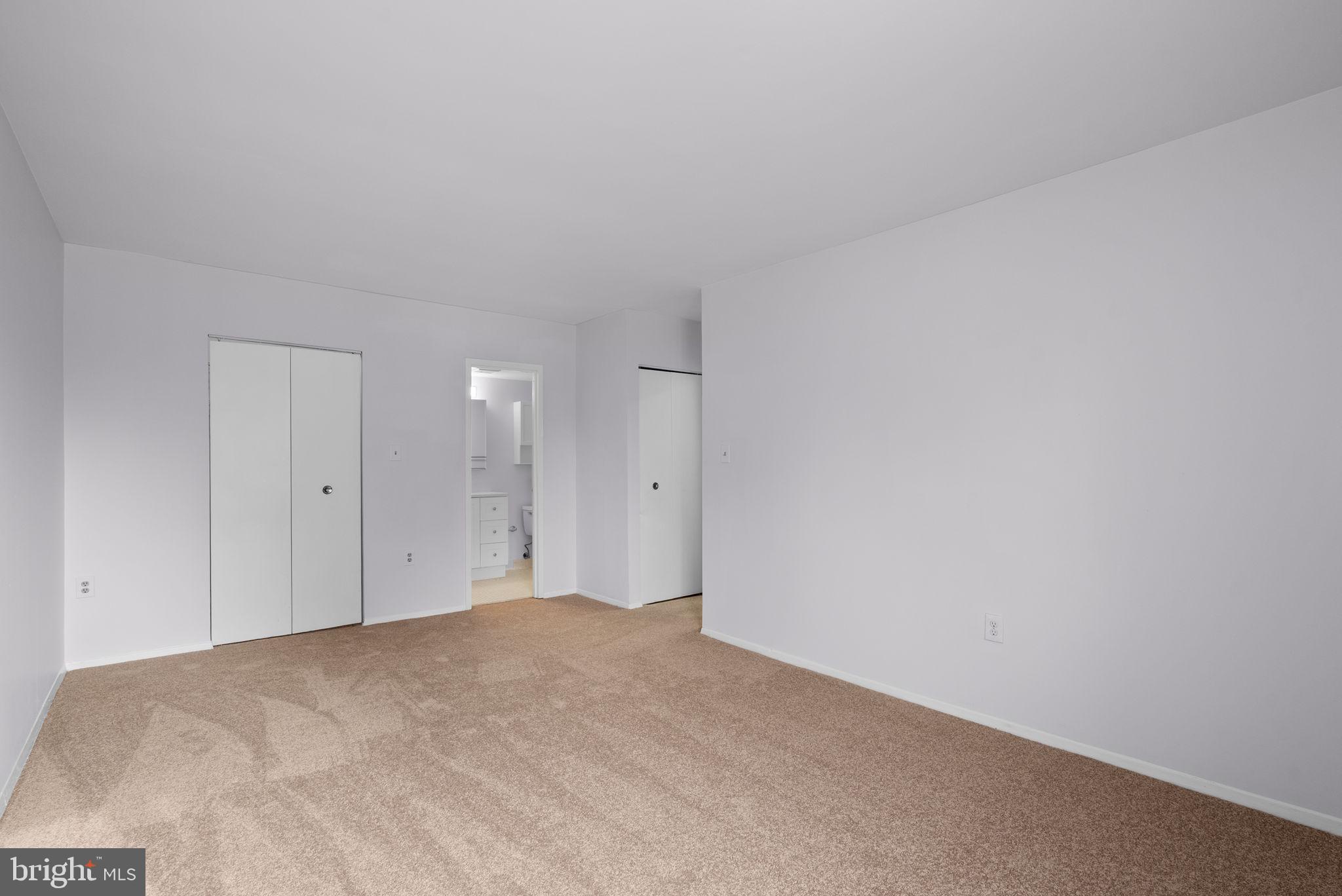 VILLA RIDGE CONDOMINIUM - Residential