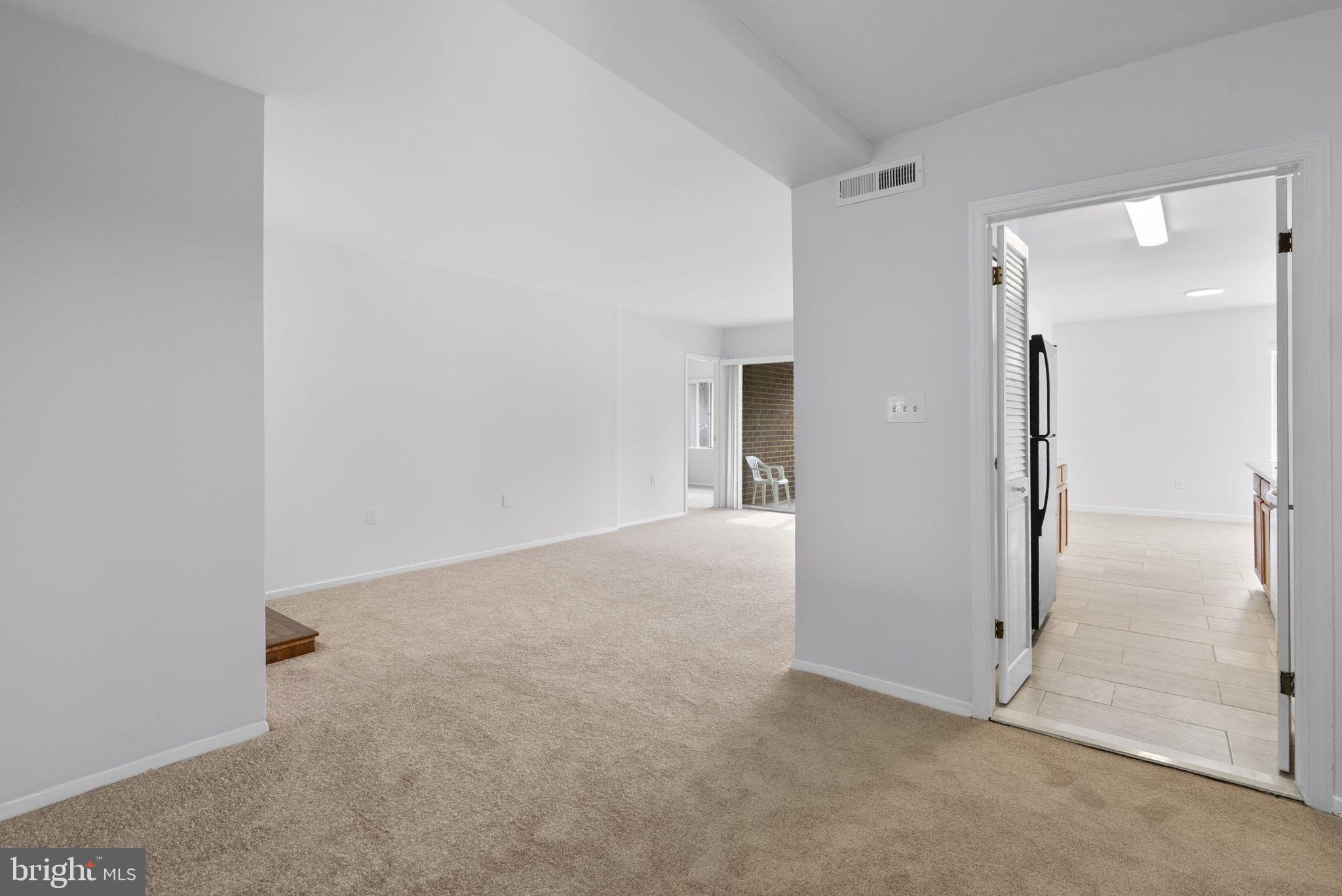 VILLA RIDGE CONDOMINIUM - Residential