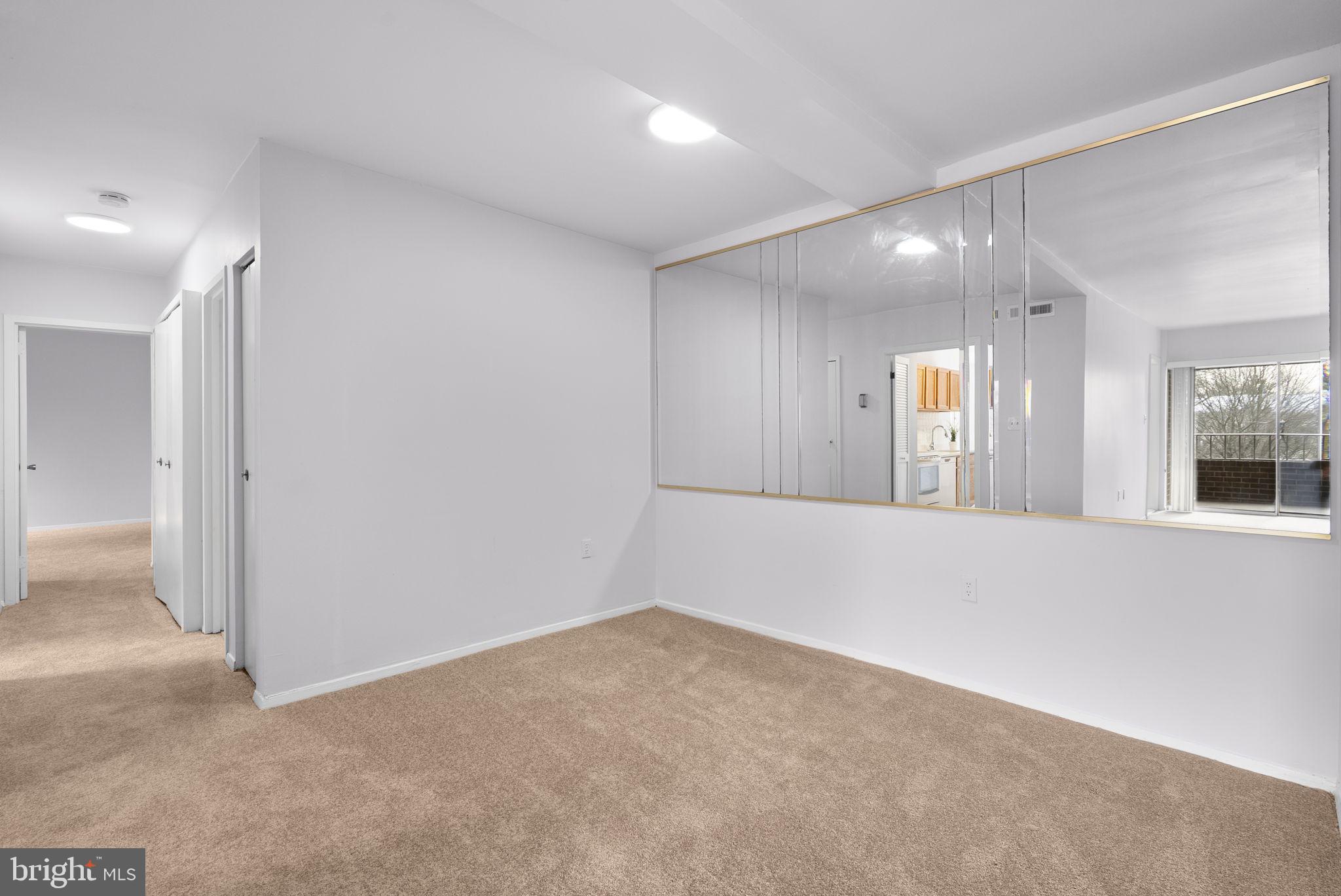 VILLA RIDGE CONDOMINIUM - Residential