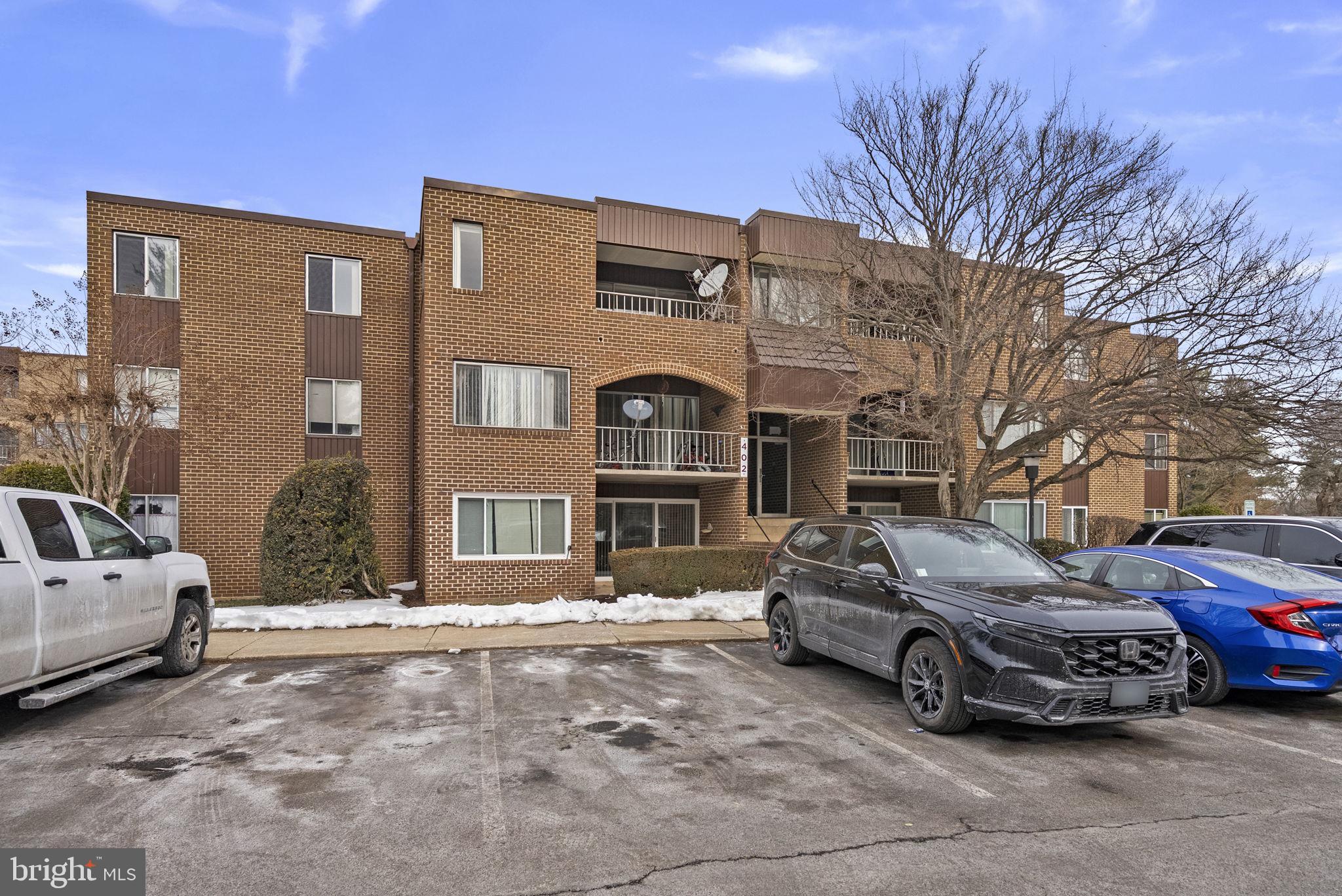 VILLA RIDGE CONDOMINIUM - Residential