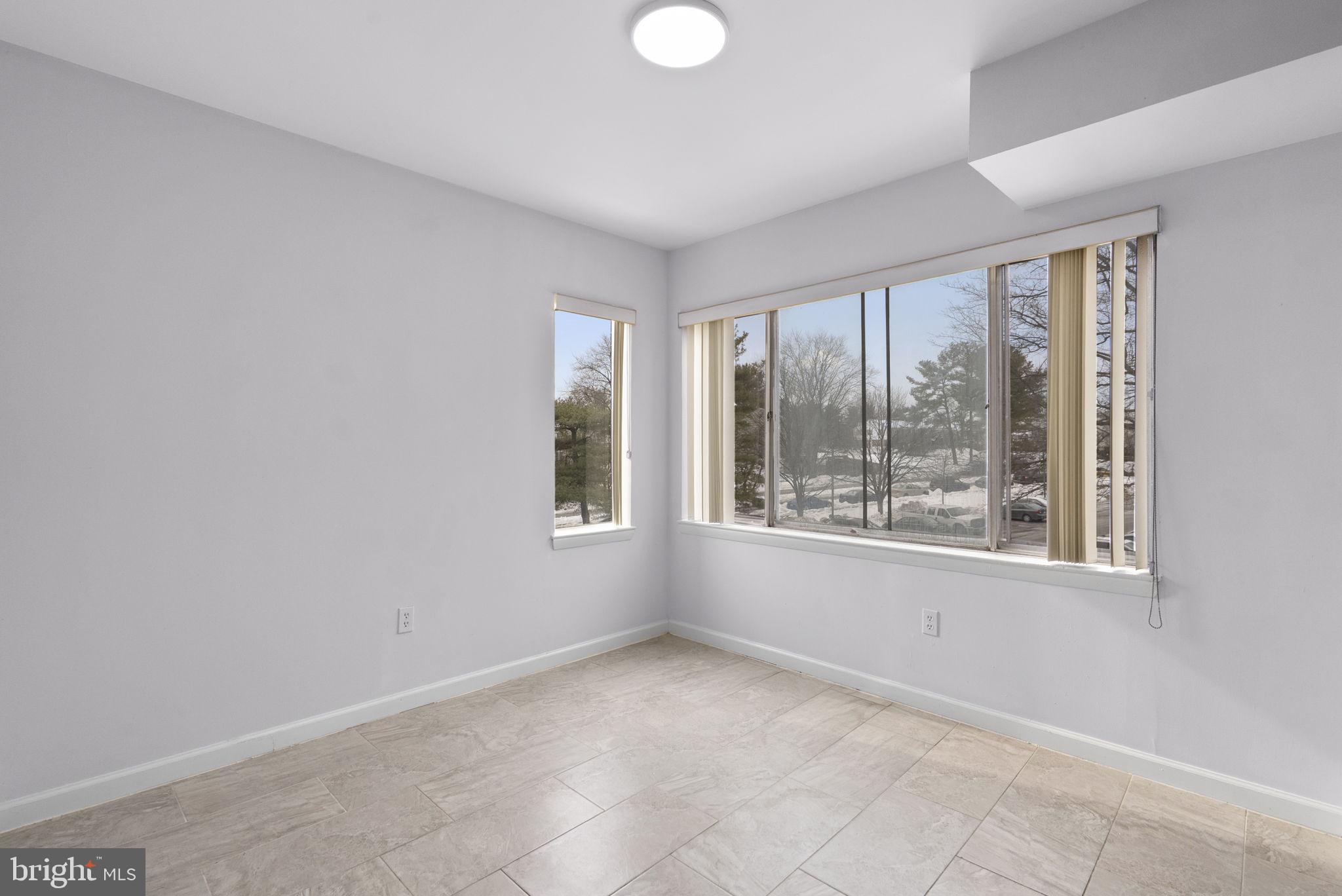 VILLA RIDGE CONDOMINIUM - Residential