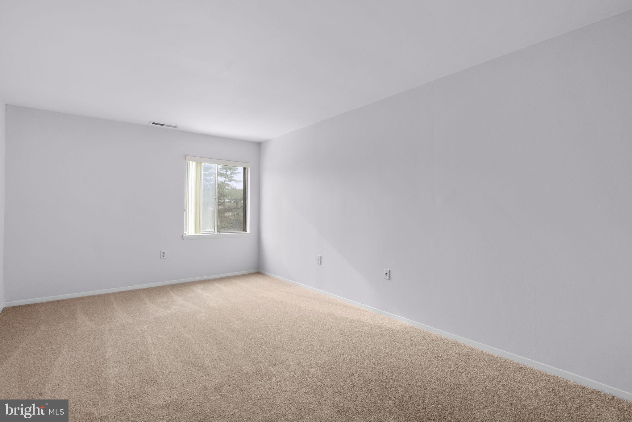 VILLA RIDGE CONDOMINIUM - Residential