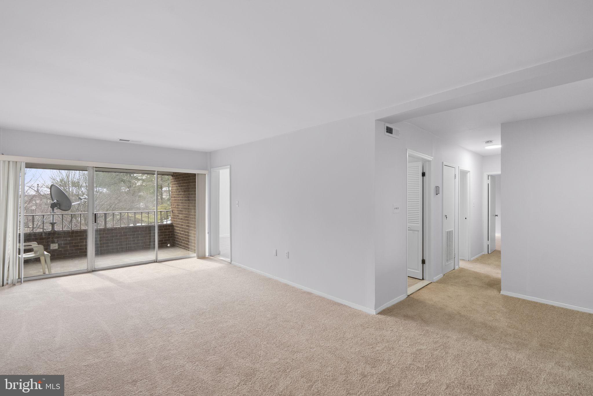 VILLA RIDGE CONDOMINIUM - Residential