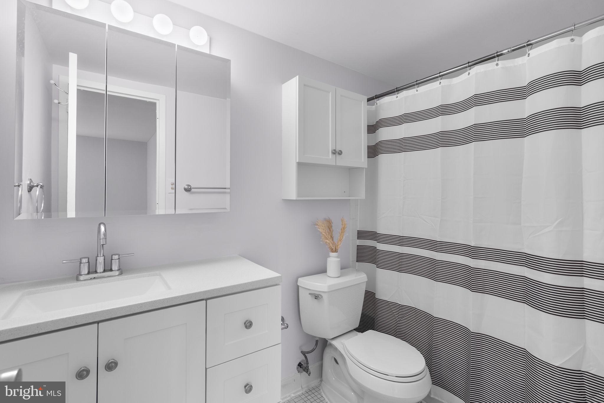 VILLA RIDGE CONDOMINIUM - Residential