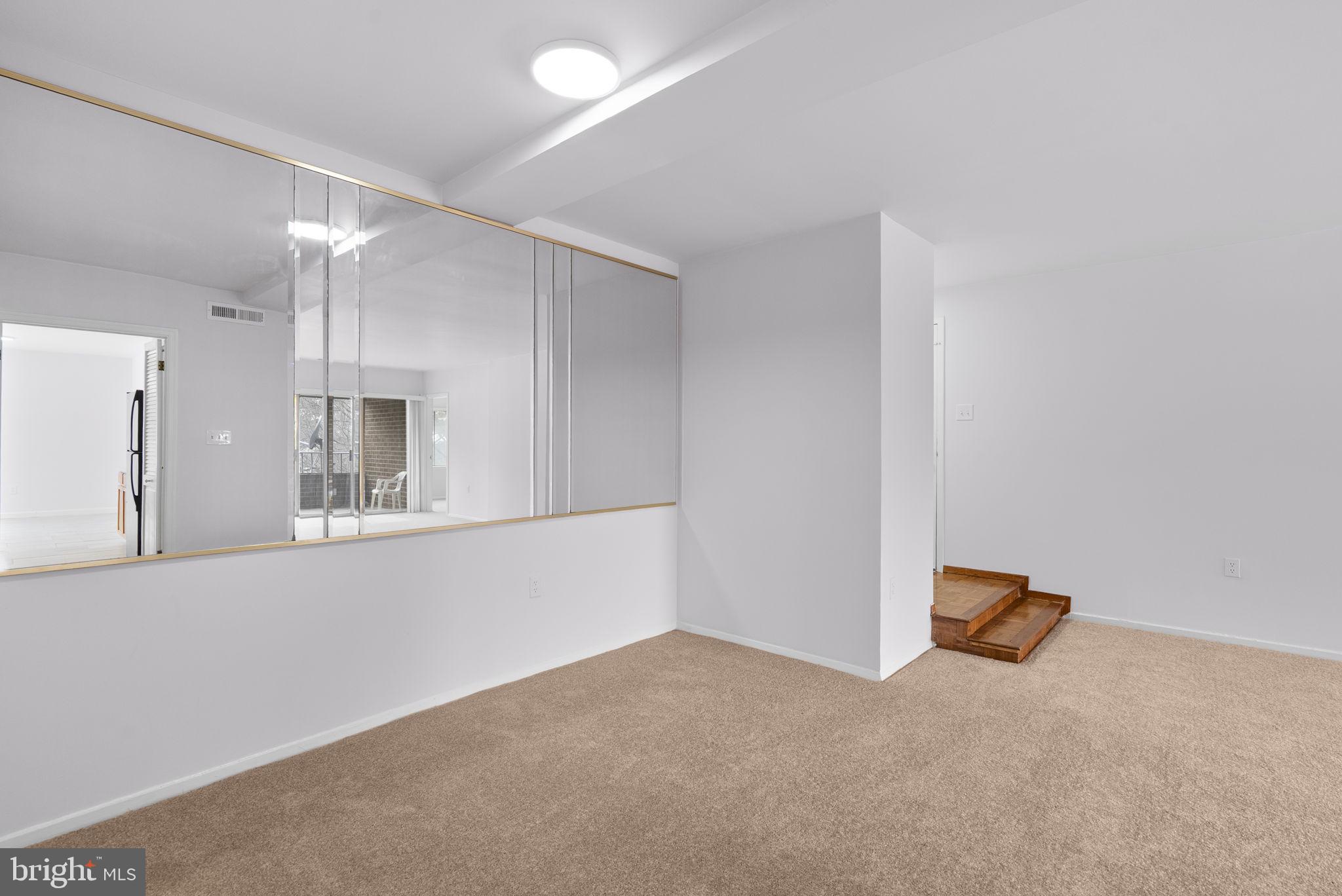 VILLA RIDGE CONDOMINIUM - Residential