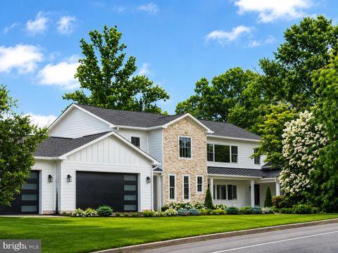 Photo of 3237 Sleepy Hollow Road, FALLS CHURCH, VA 22042 (MLS # VAFX2327902)