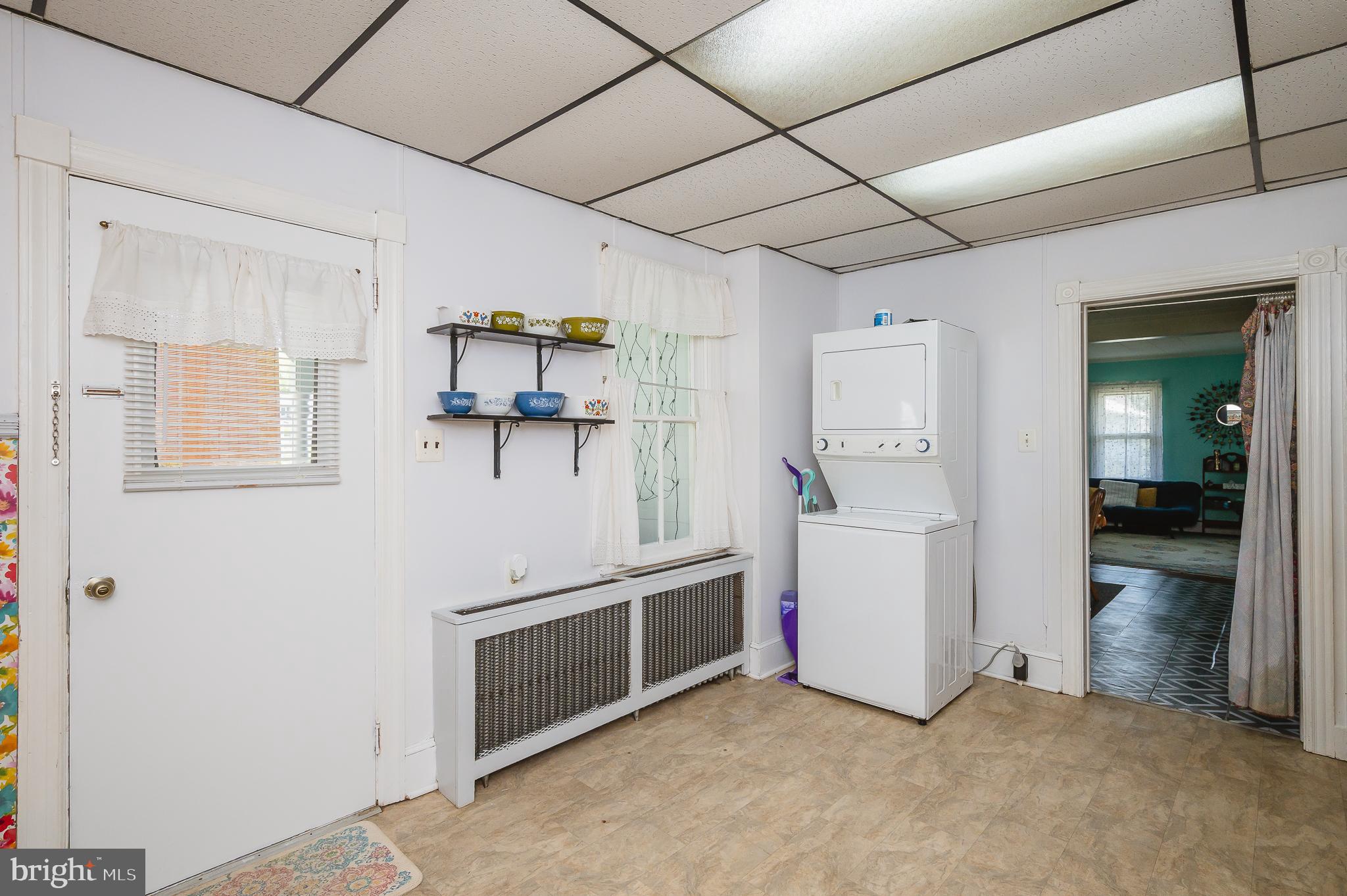 PERRYVILLE - Residential