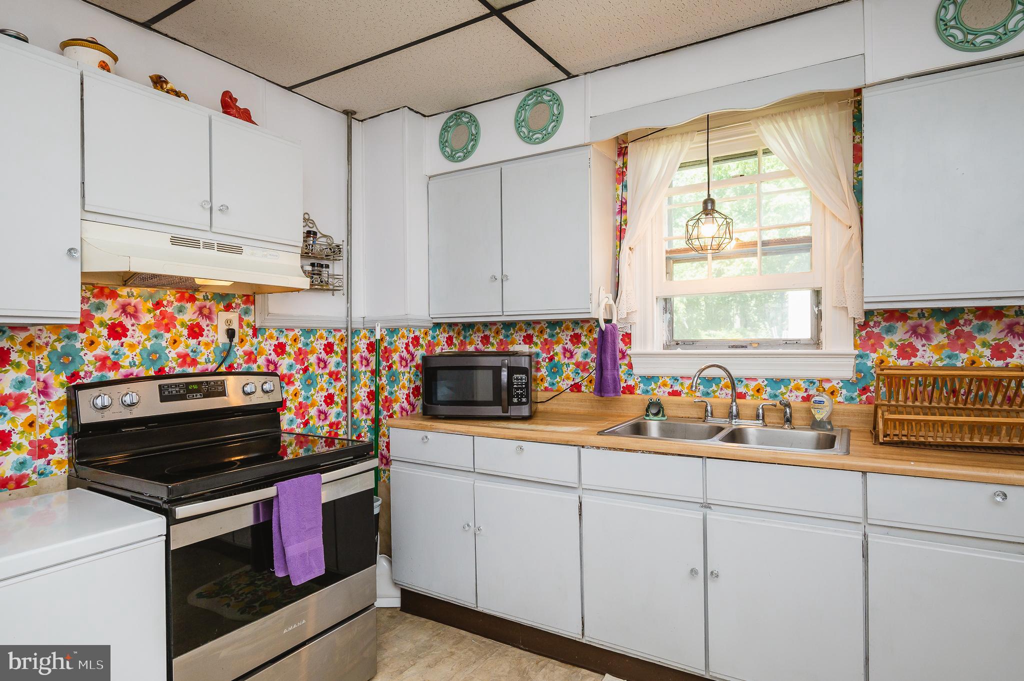 PERRYVILLE - Residential