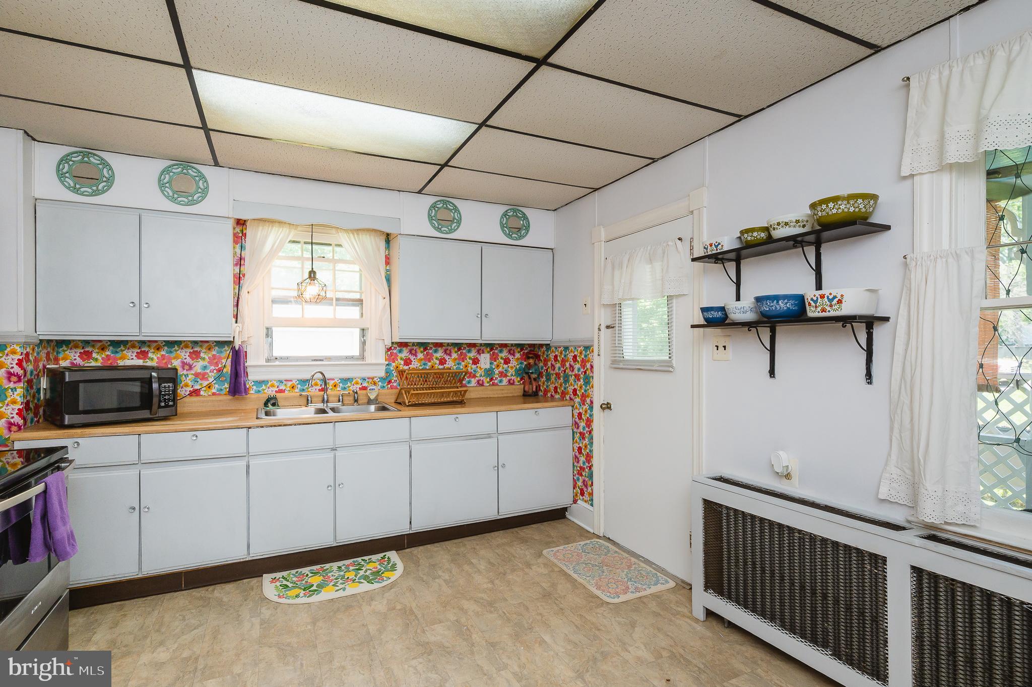 PERRYVILLE - Residential