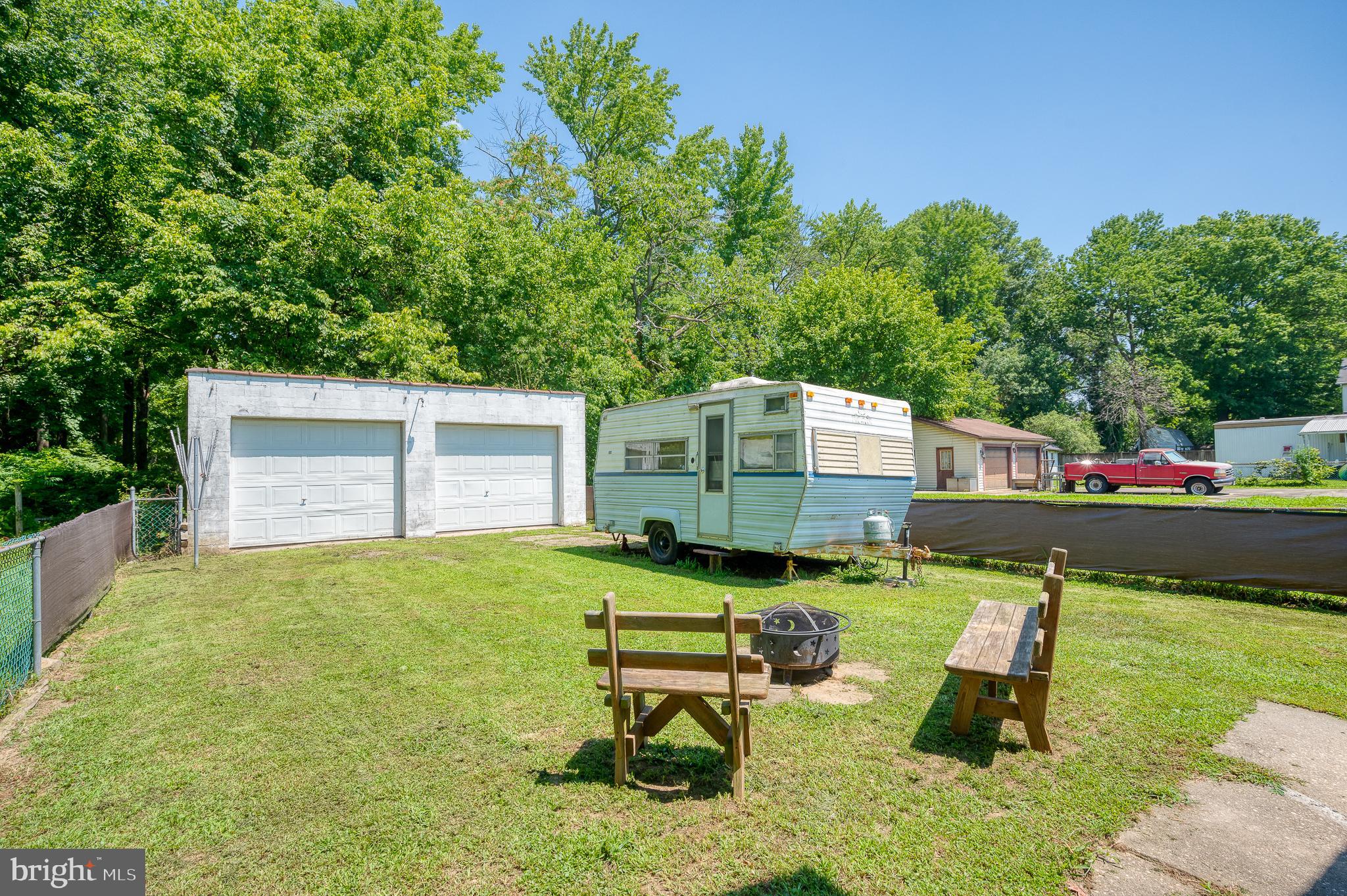 PERRYVILLE - Residential