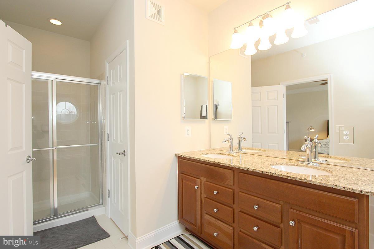 POTOMAC CLUB - Residential