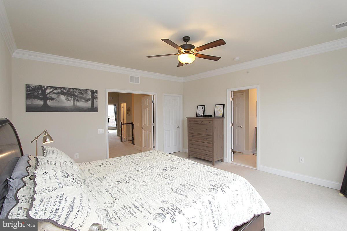 POTOMAC CLUB - Residential