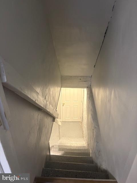 UNIVERSITY CITY - Residential Lease