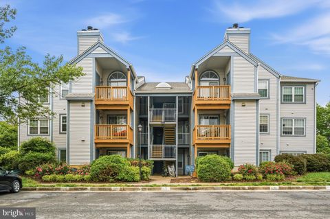 Condo For Sale - 6923 Victoria Drive #B<br/> ALEXANDRIA, VA 22310