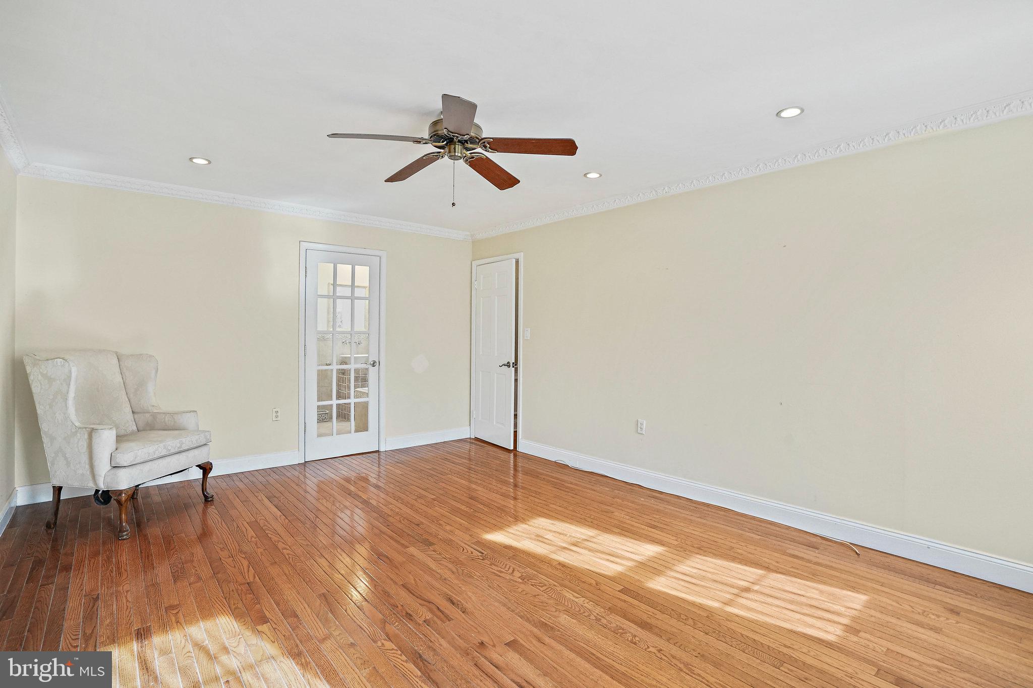 NORBECK ESTATES - Residential