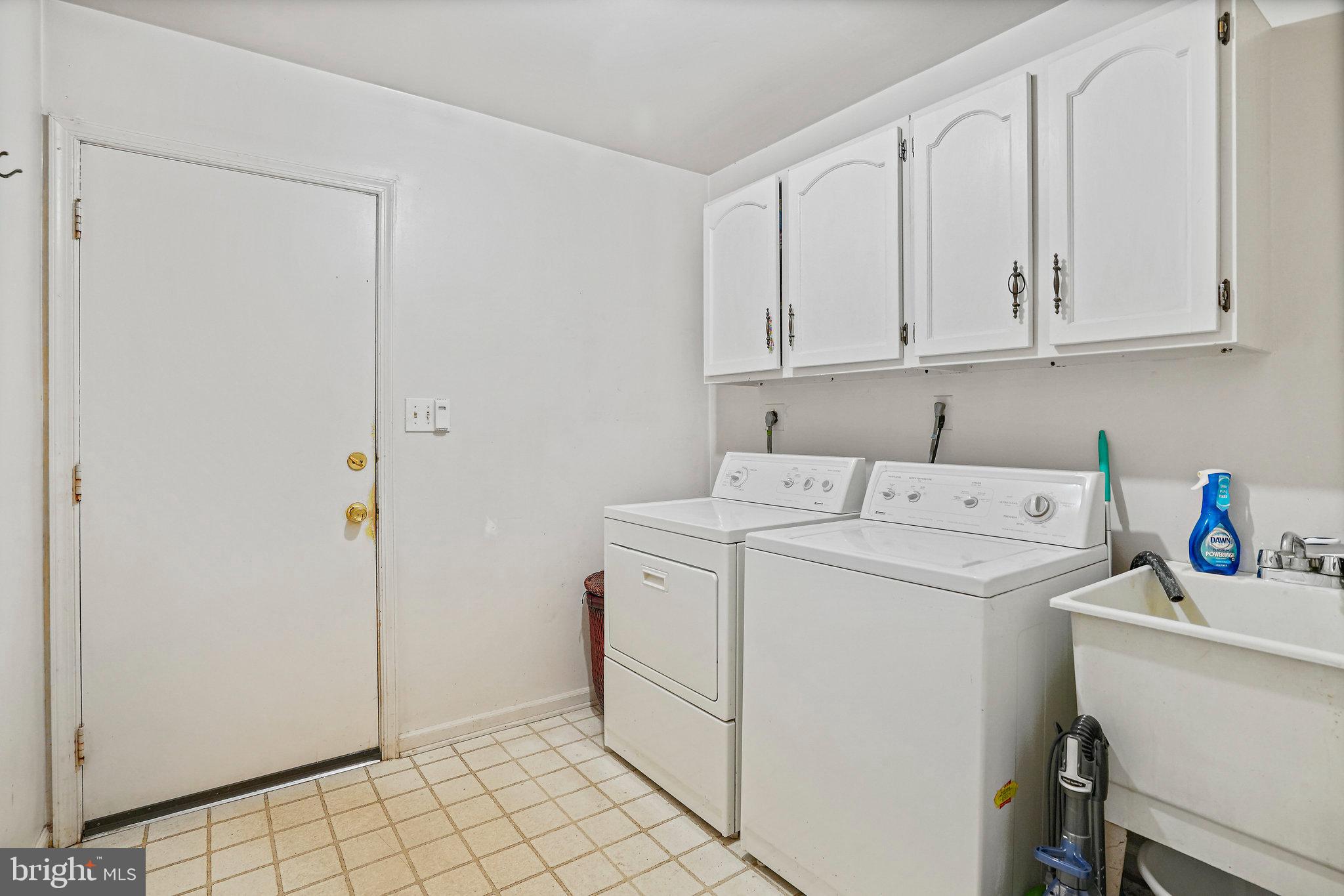 NORBECK ESTATES - Residential