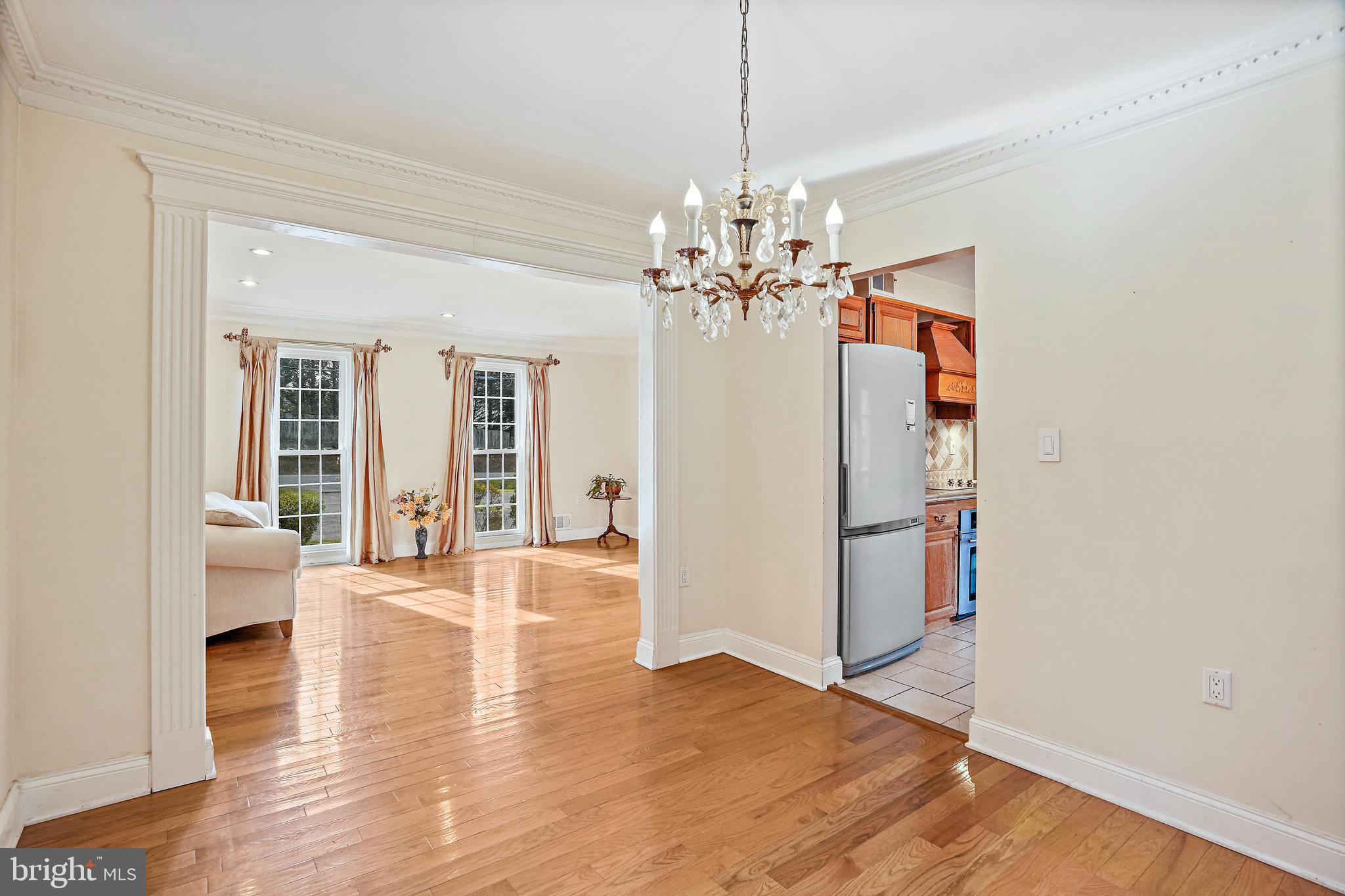 NORBECK ESTATES - Residential