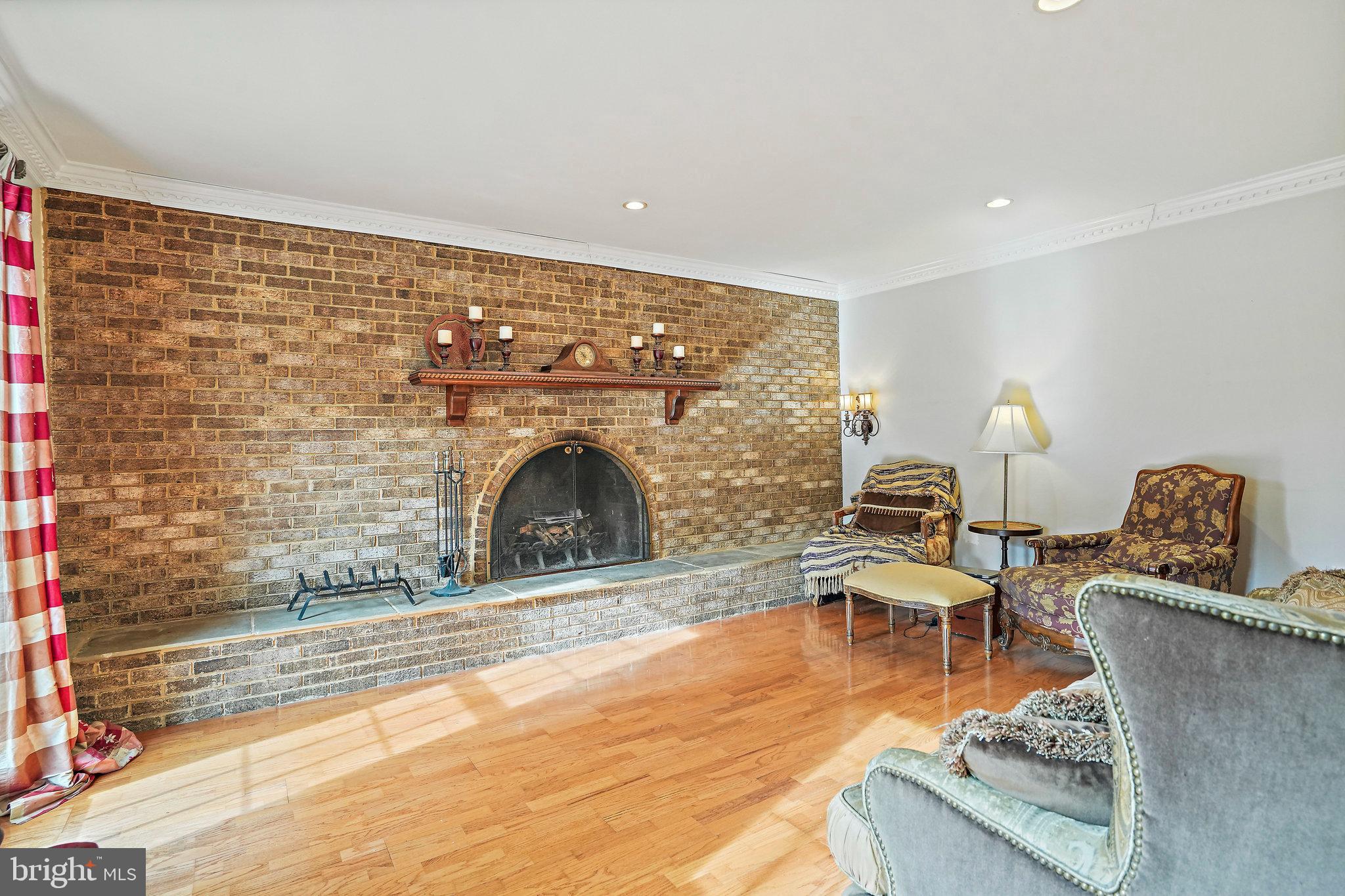 NORBECK ESTATES - Residential