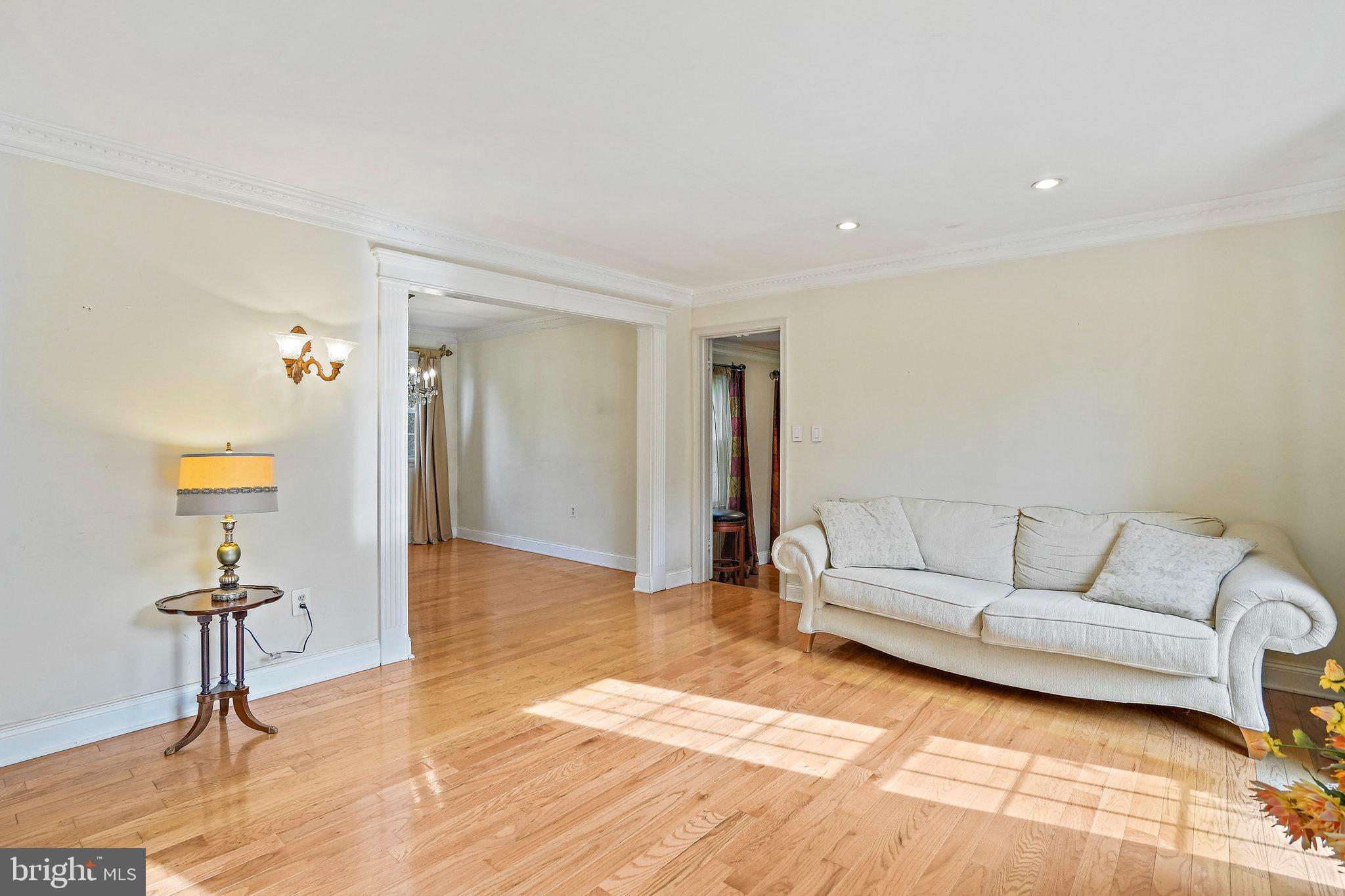 NORBECK ESTATES - Residential